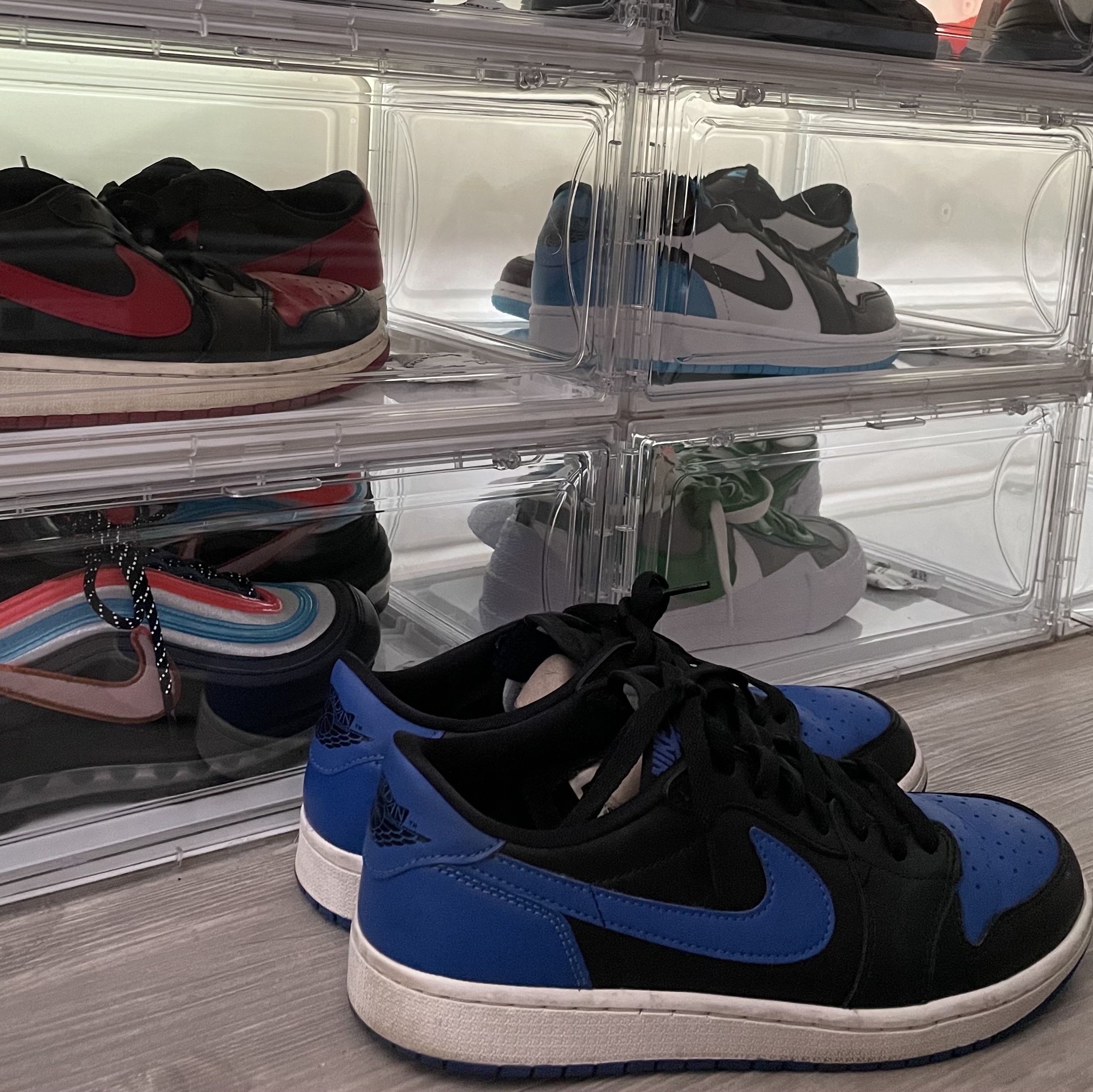 Jordan 1 Retro Low OG Black and Dark Powder Blue, Jordan 1 Retro High Obsidian UNC 착용 스타일 - 5