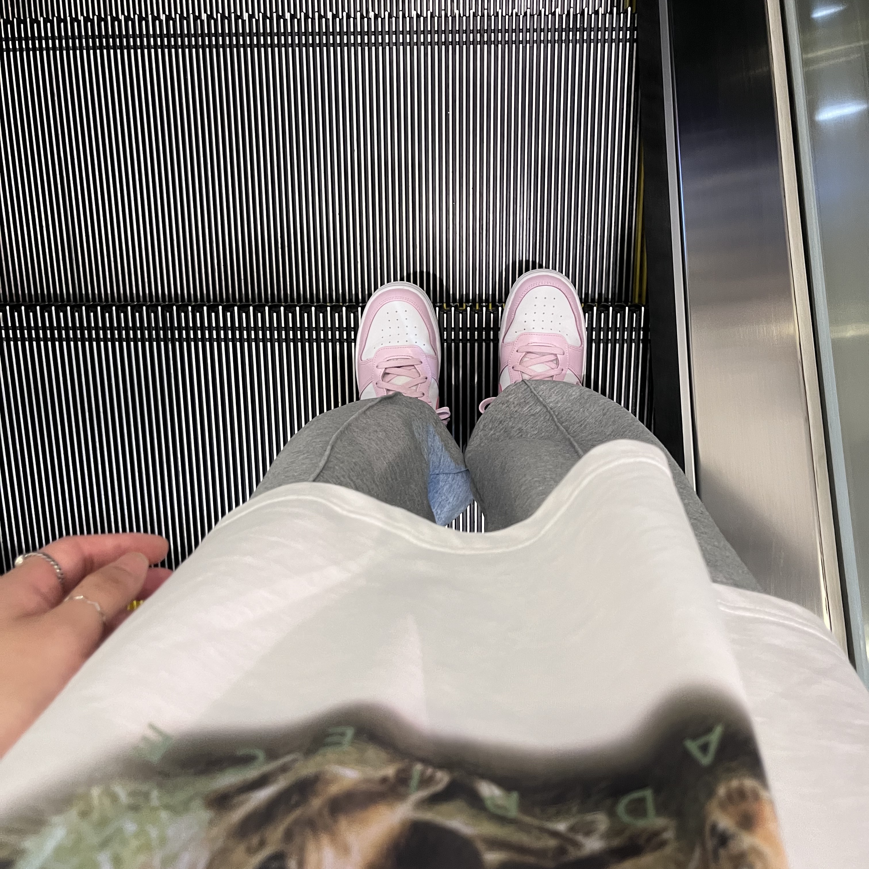 (GS) Nike Court Borough 2 SE White Pink Foam 착용 스타일