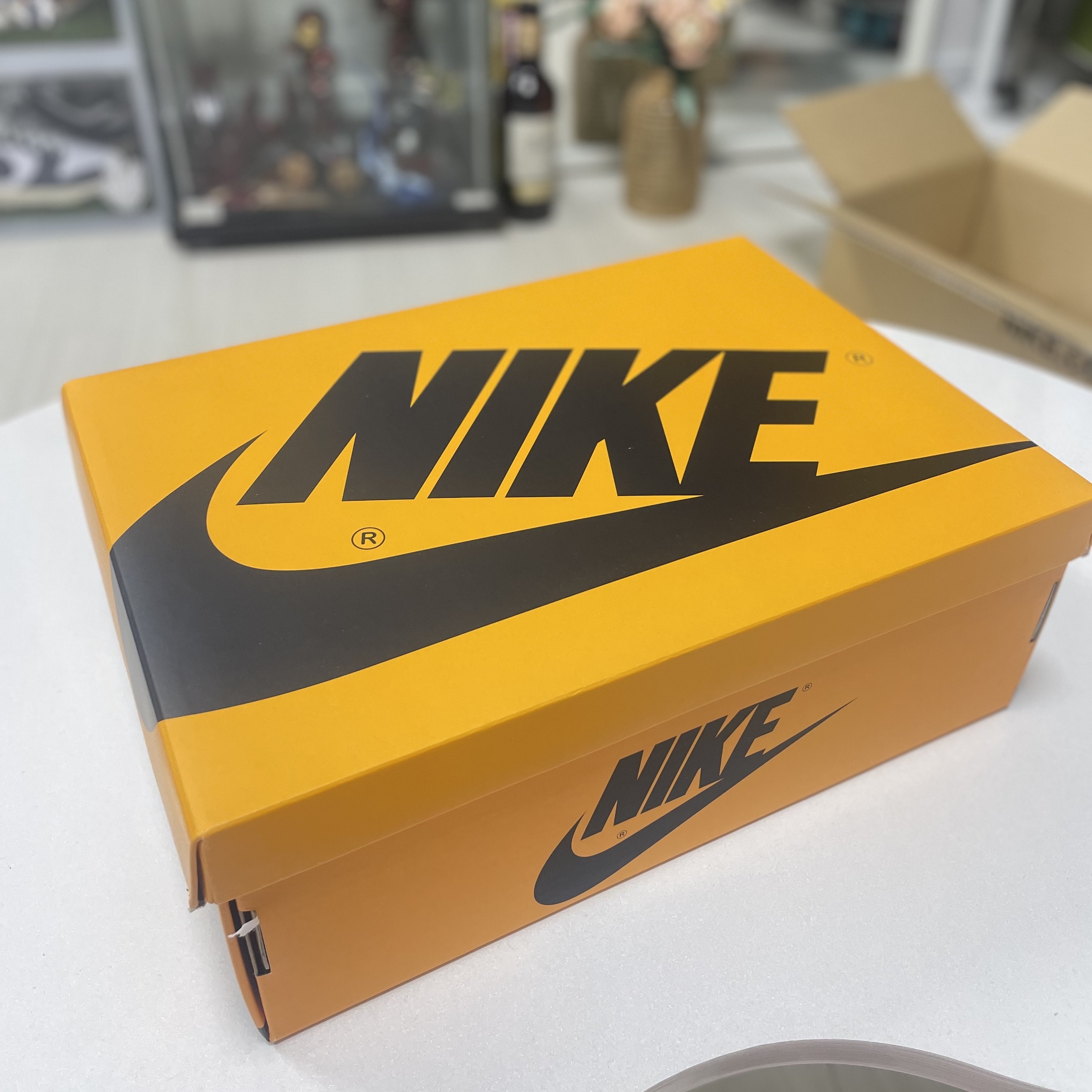 Jordan 1 Retro High OG Taxi 착용 스타일 - 4