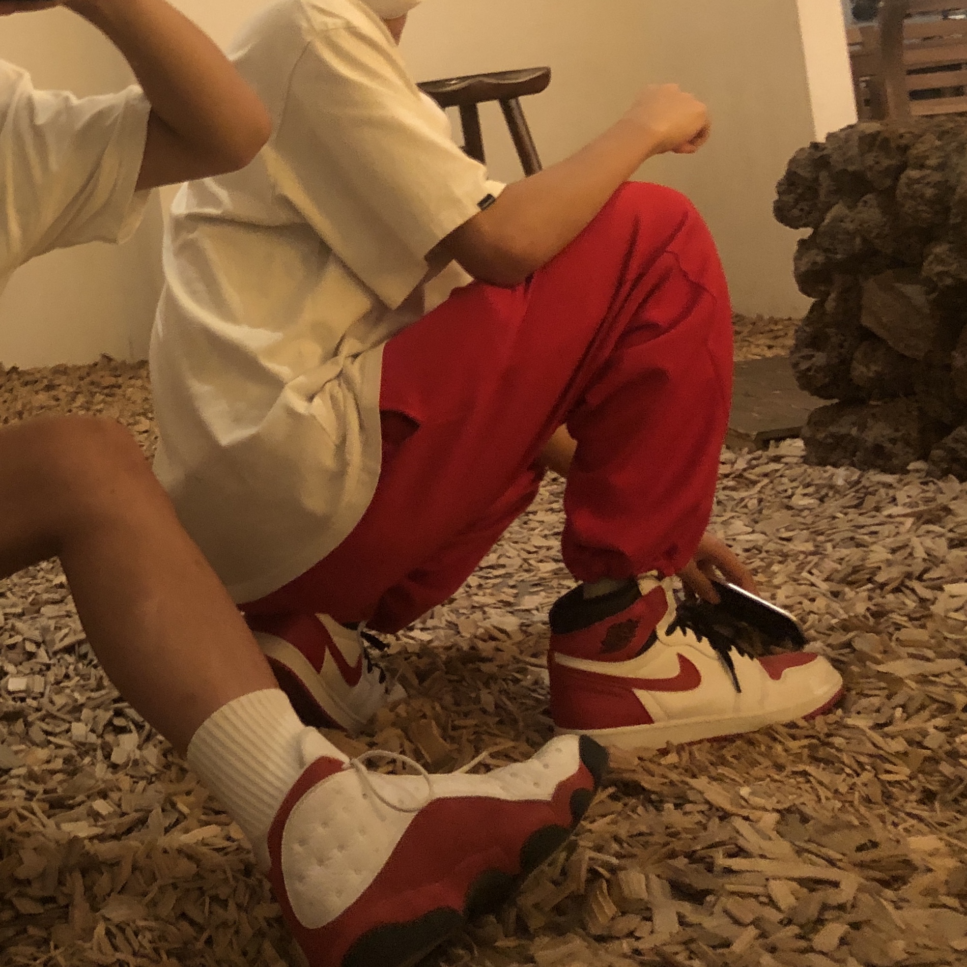 Jordan 13 Retro OG Chicago 2017, Jordan 1 Retro High OG Heritage 착용 스타일
