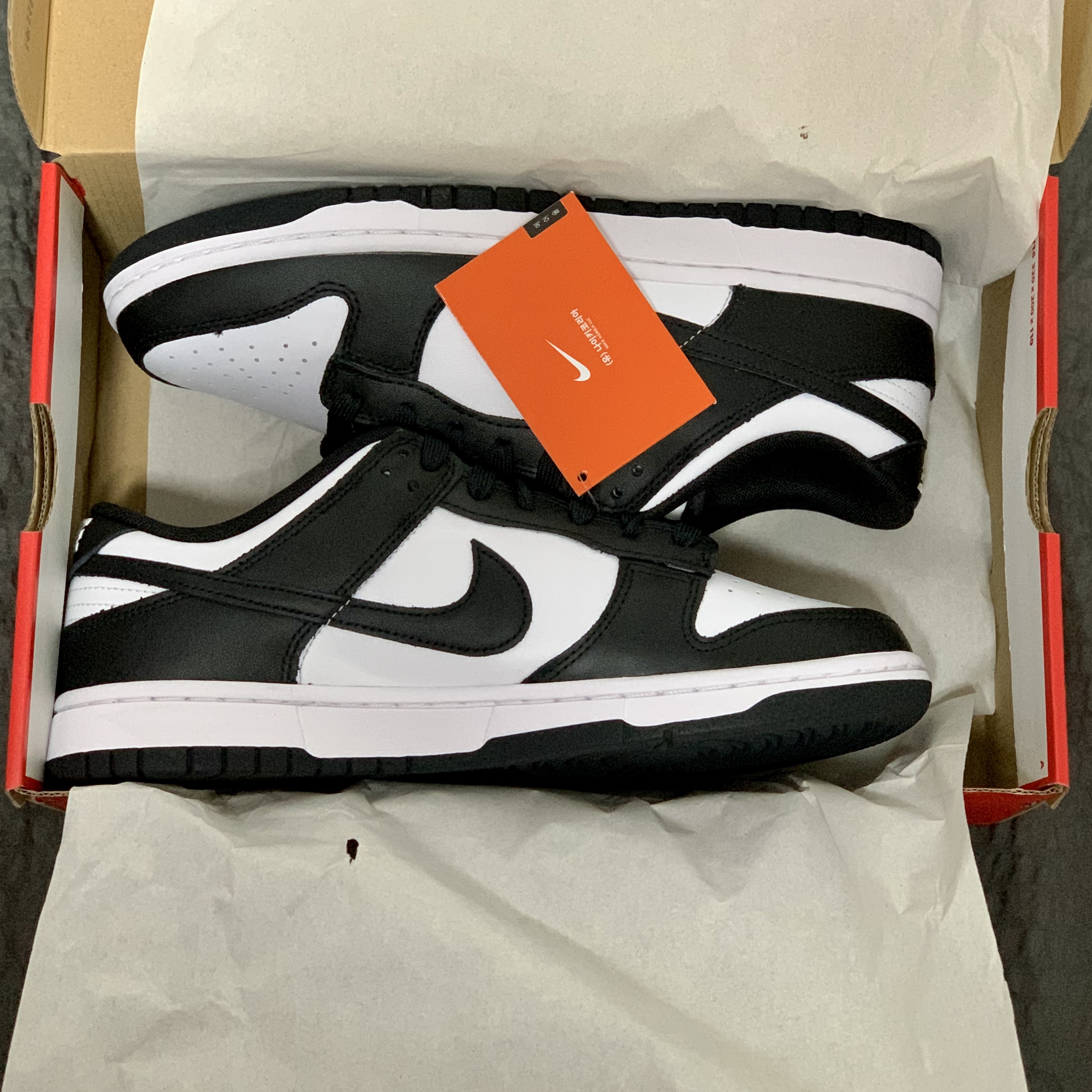 Nike Dunk Low Retro Black 착용 스타일 - 4
