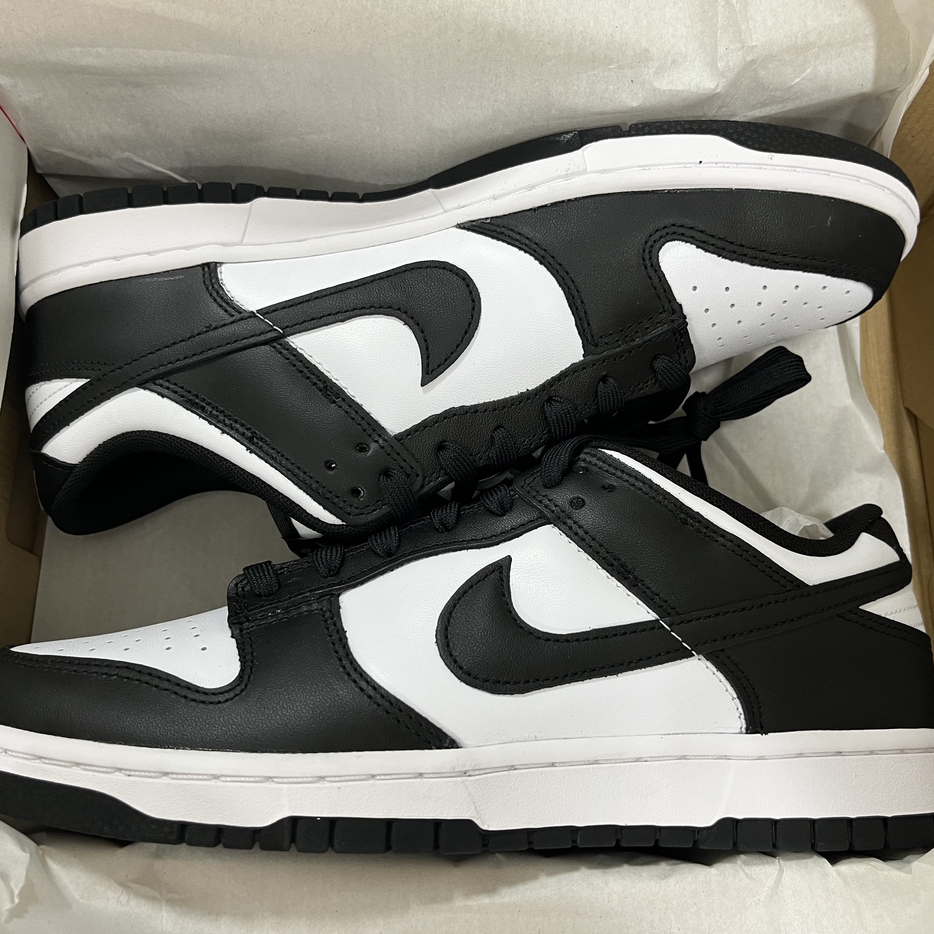 Nike Dunk Low Retro Black 착용 스타일