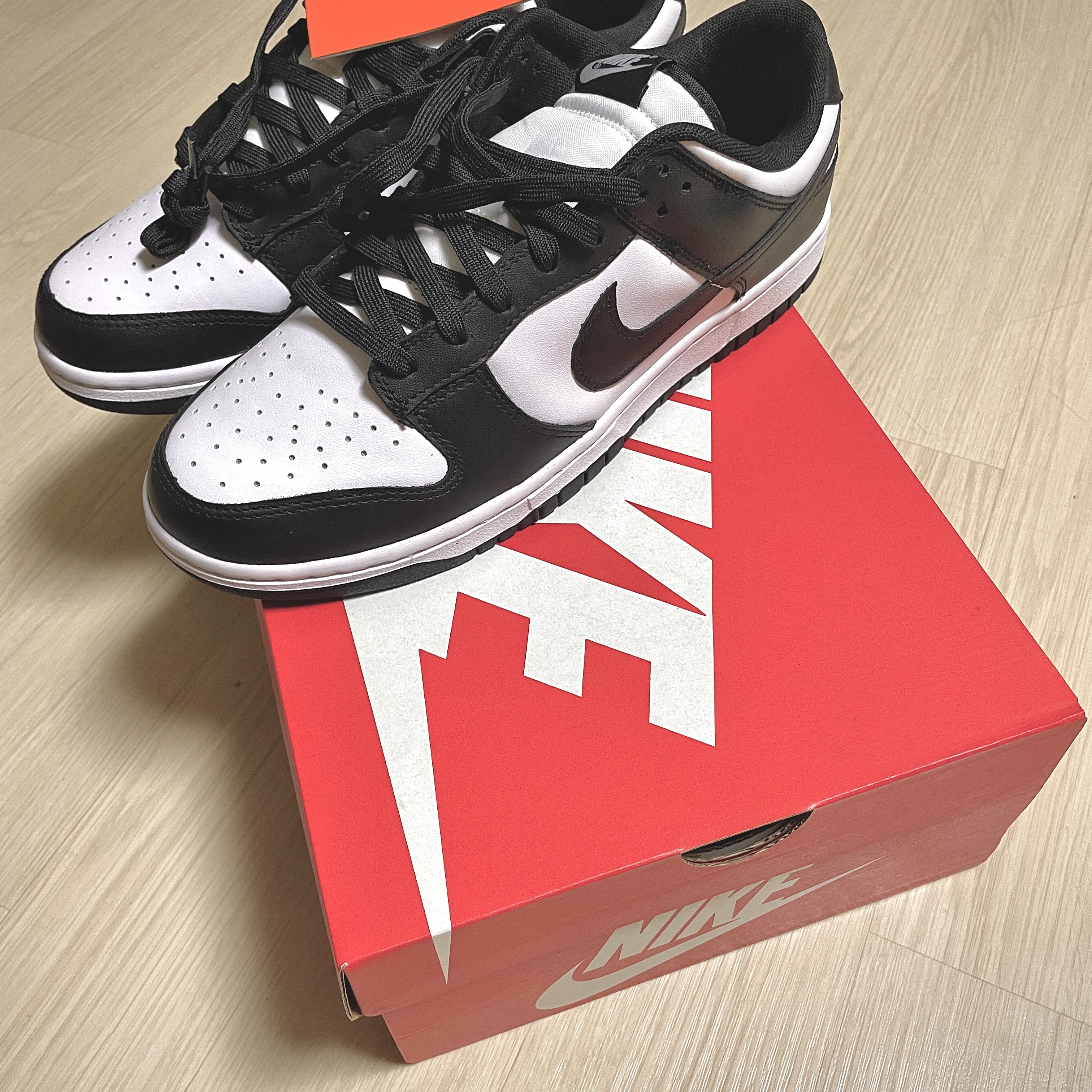 Nike Dunk Low Retro Black 착용 스타일