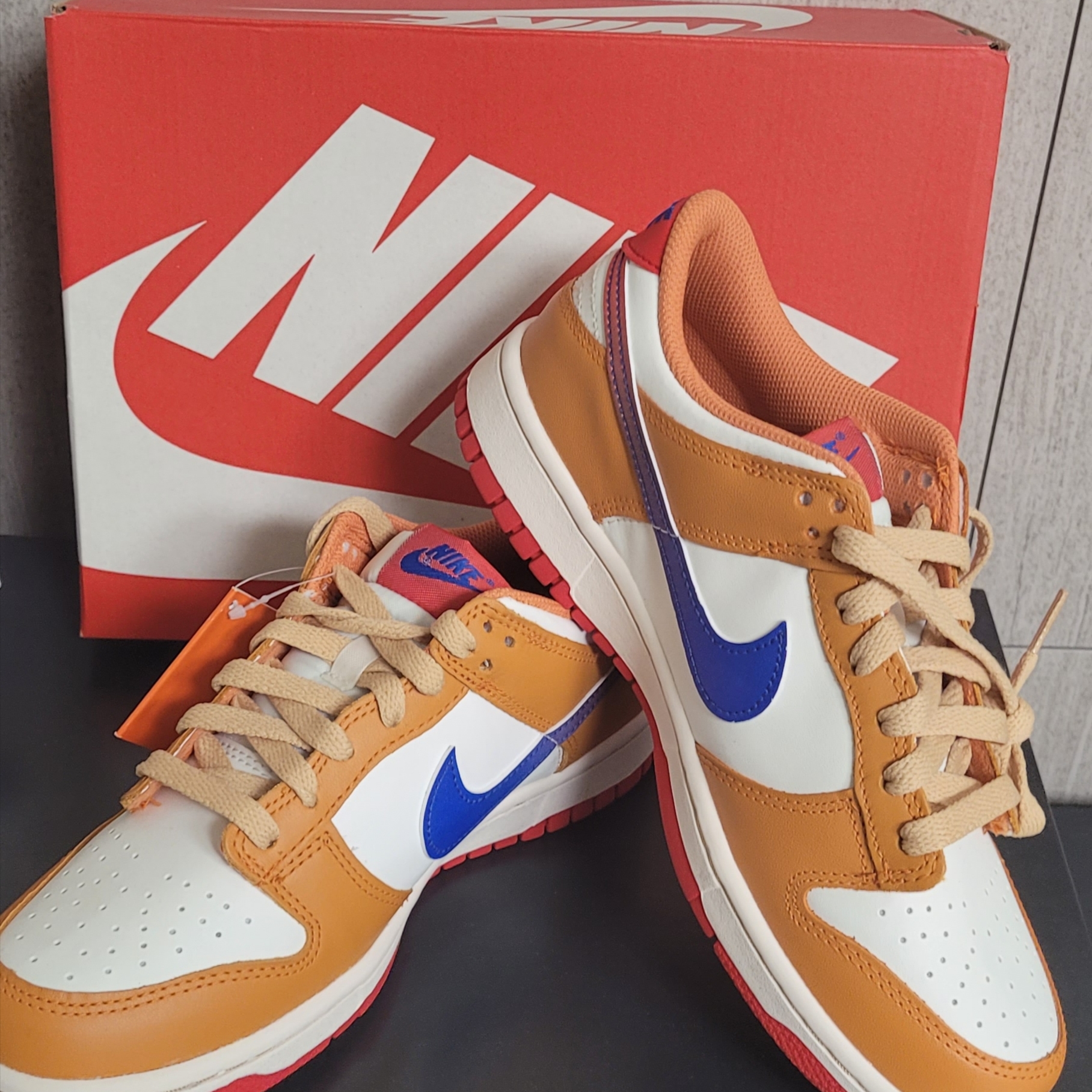 (GS) Nike Dunk Low Hot Curry and Game Royal 착용 스타일 - 1