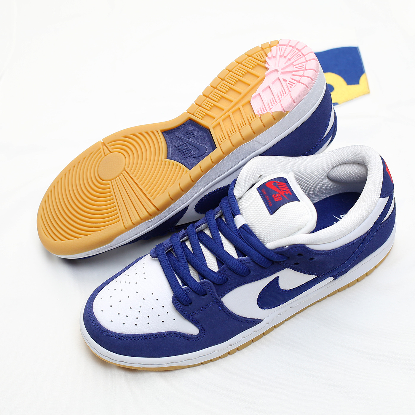 Nike SB Dunk Low Pro Premium Deep Royal Blue 착용 스타일 - 2