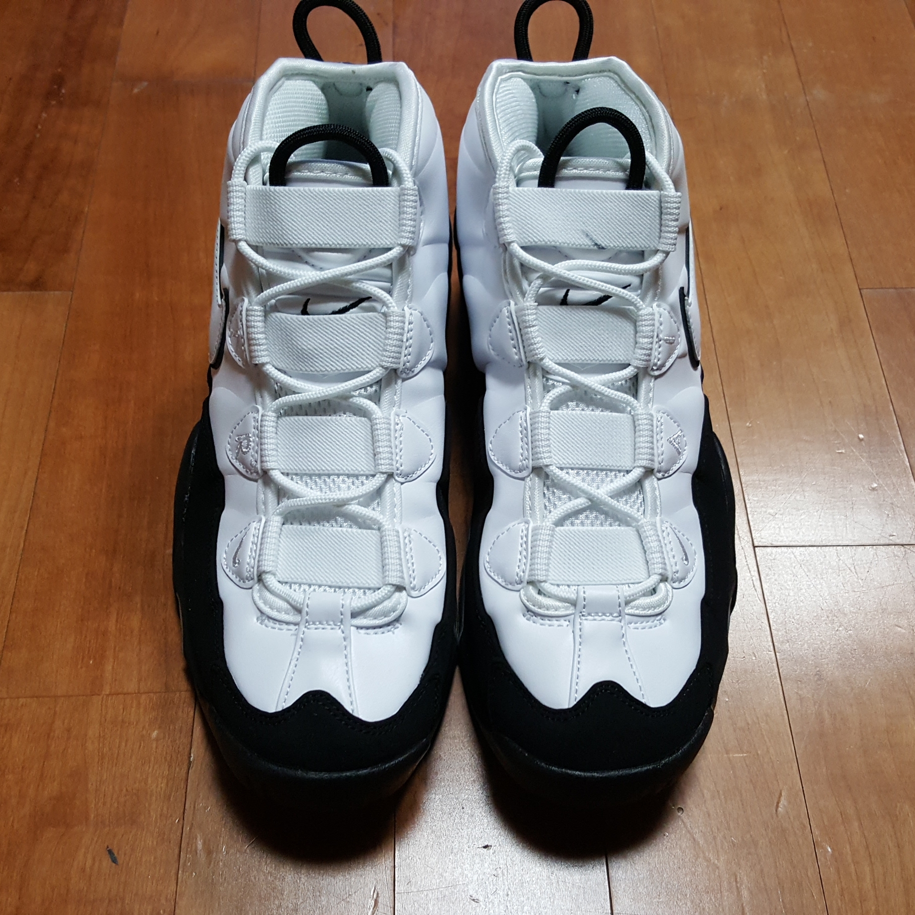 Nike Air Max Uptempo 95 White Black Teal 착용 스타일 - 1