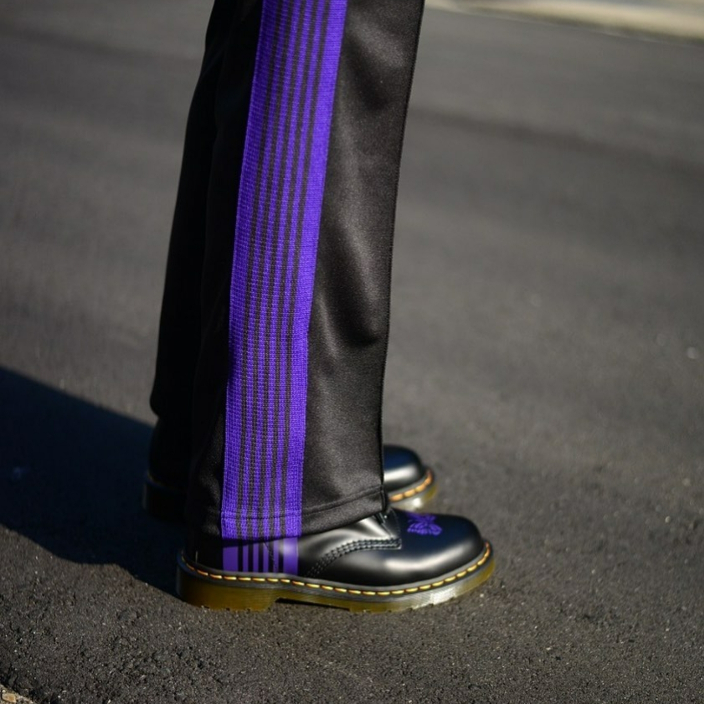 Dr. Martens x Needles 1460 Black Purple 착용 스타일