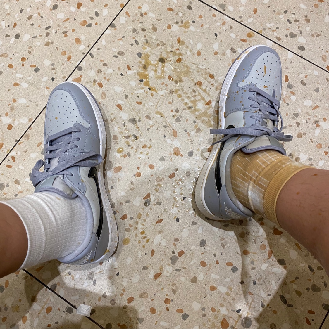 Jordan 1 Low Golf Wolf Grey 착용 스타일