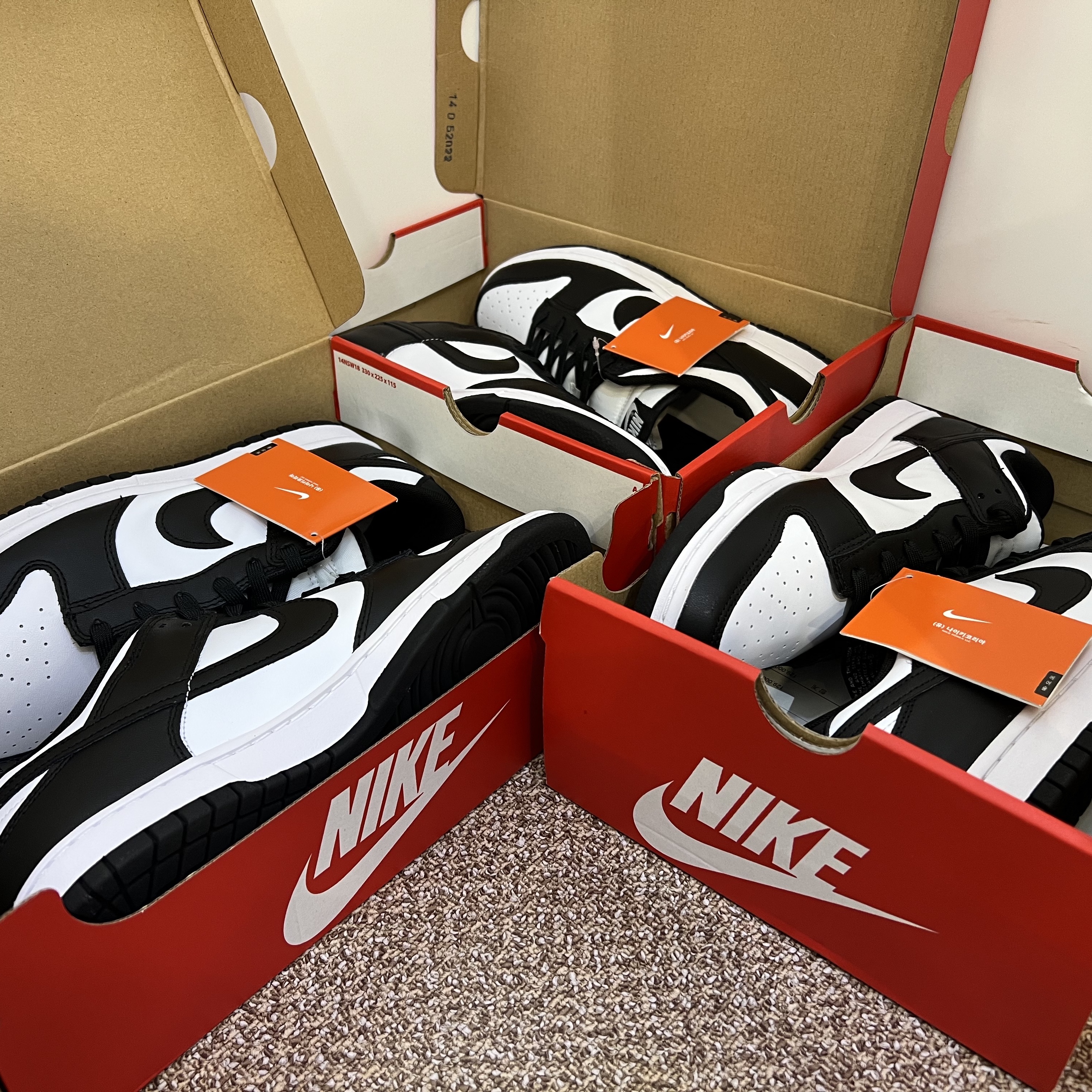 Nike Dunk Low Retro Black 착용 스타일