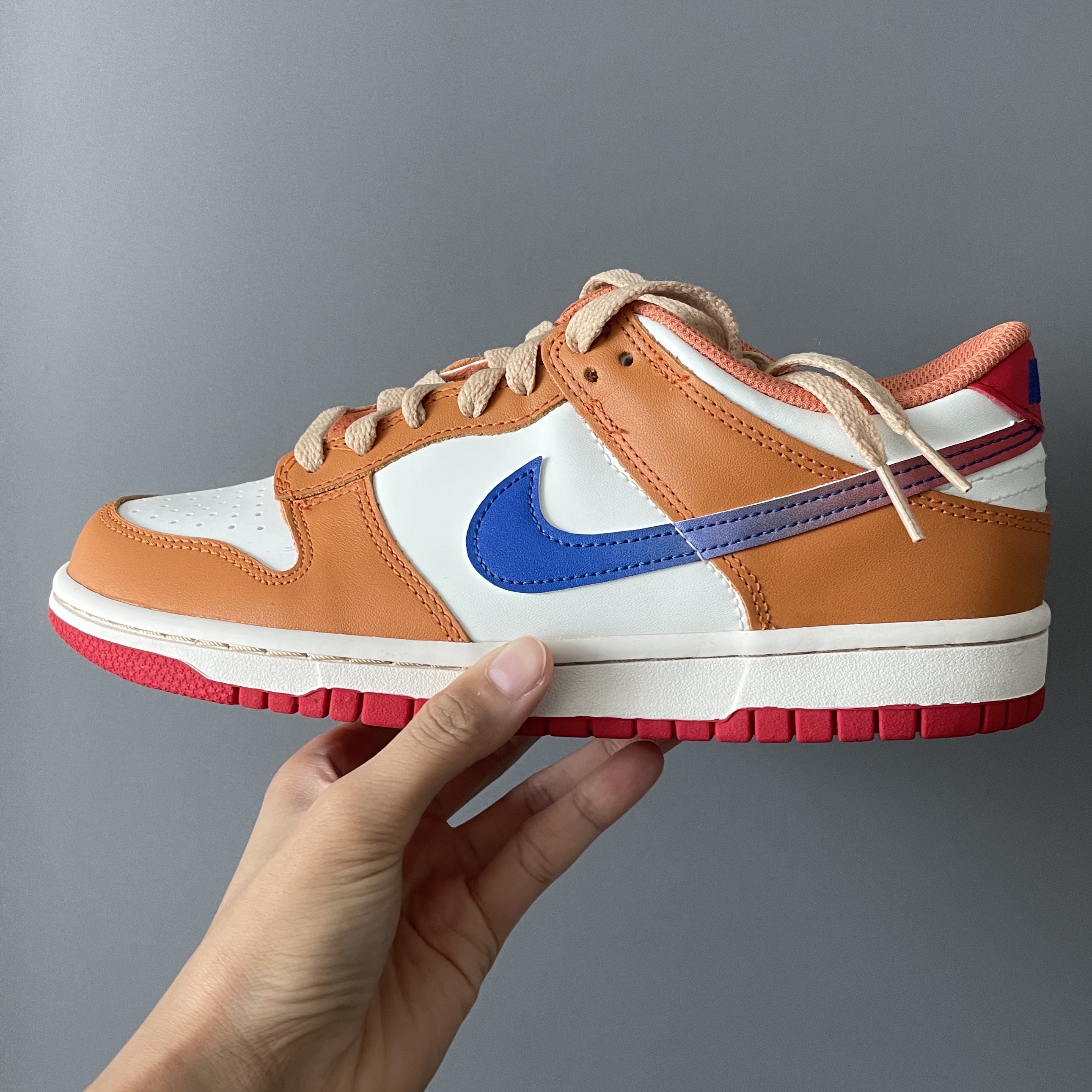 (GS) Nike Dunk Low Hot Curry and Game Royal 착용 스타일