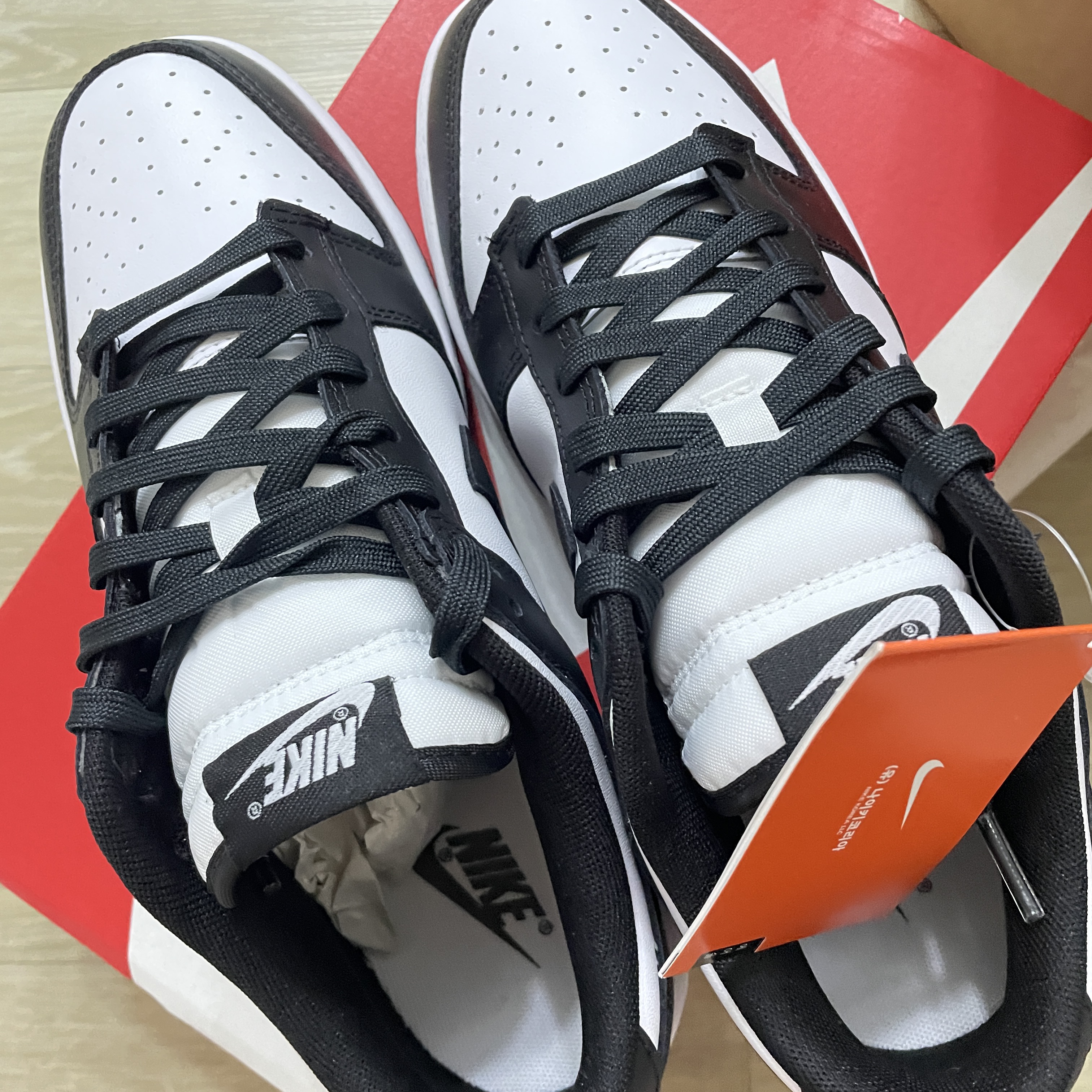 Nike Dunk Low Retro Black 착용 스타일