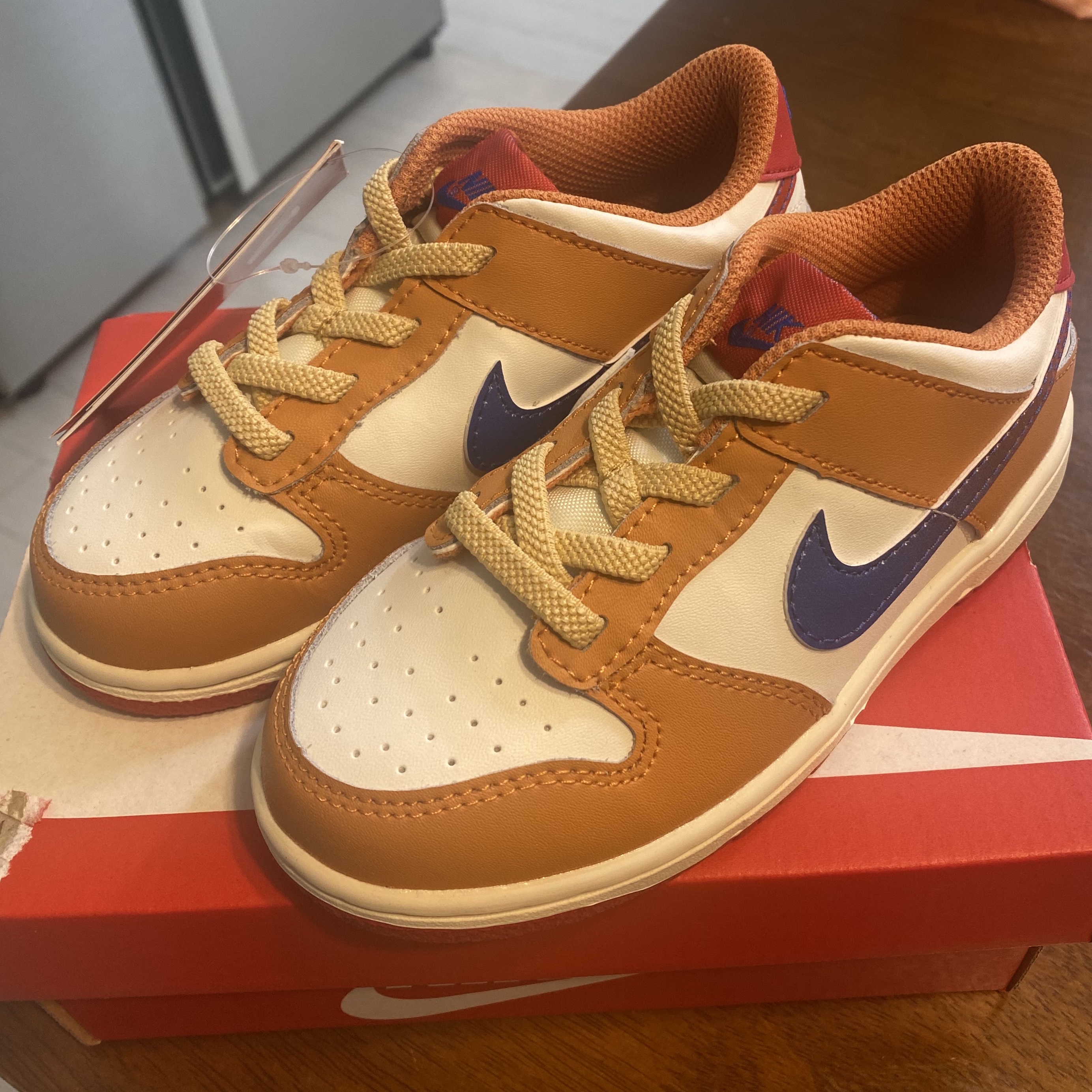 (TD) Nike Dunk Low Hot Curry and Game Royal 착용 스타일