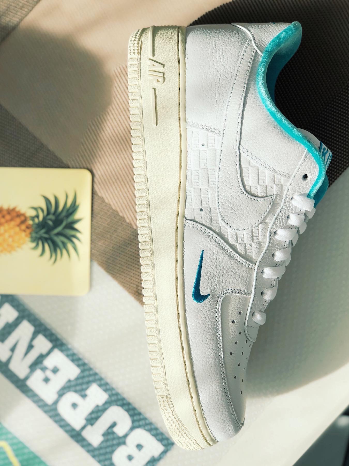 Nike x Kith Air Force 1 Low Hawaii 착용 스타일