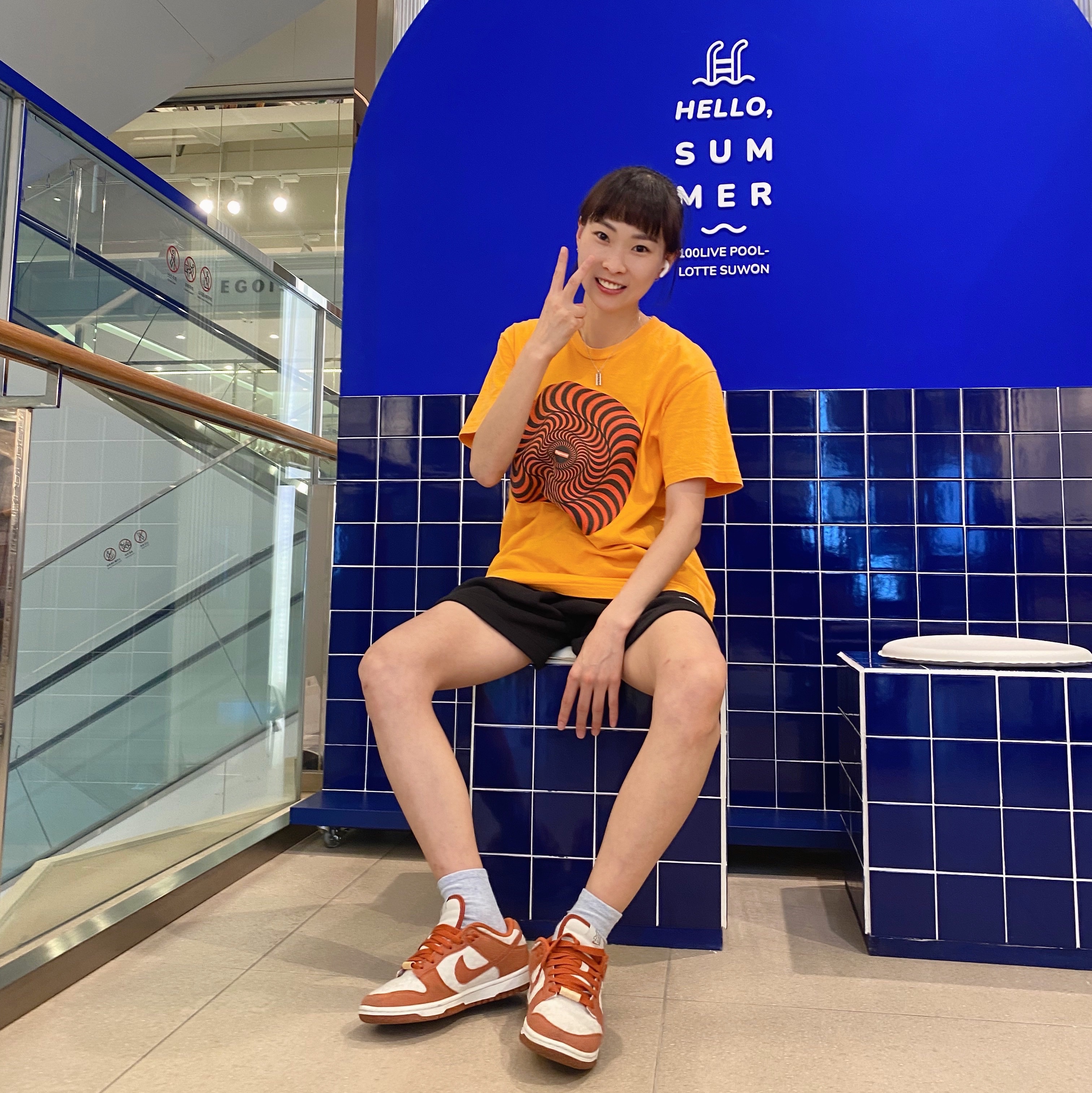 (W) Nike Dunk Low SE Sun Club Burnt Sunrise 착용 스타일