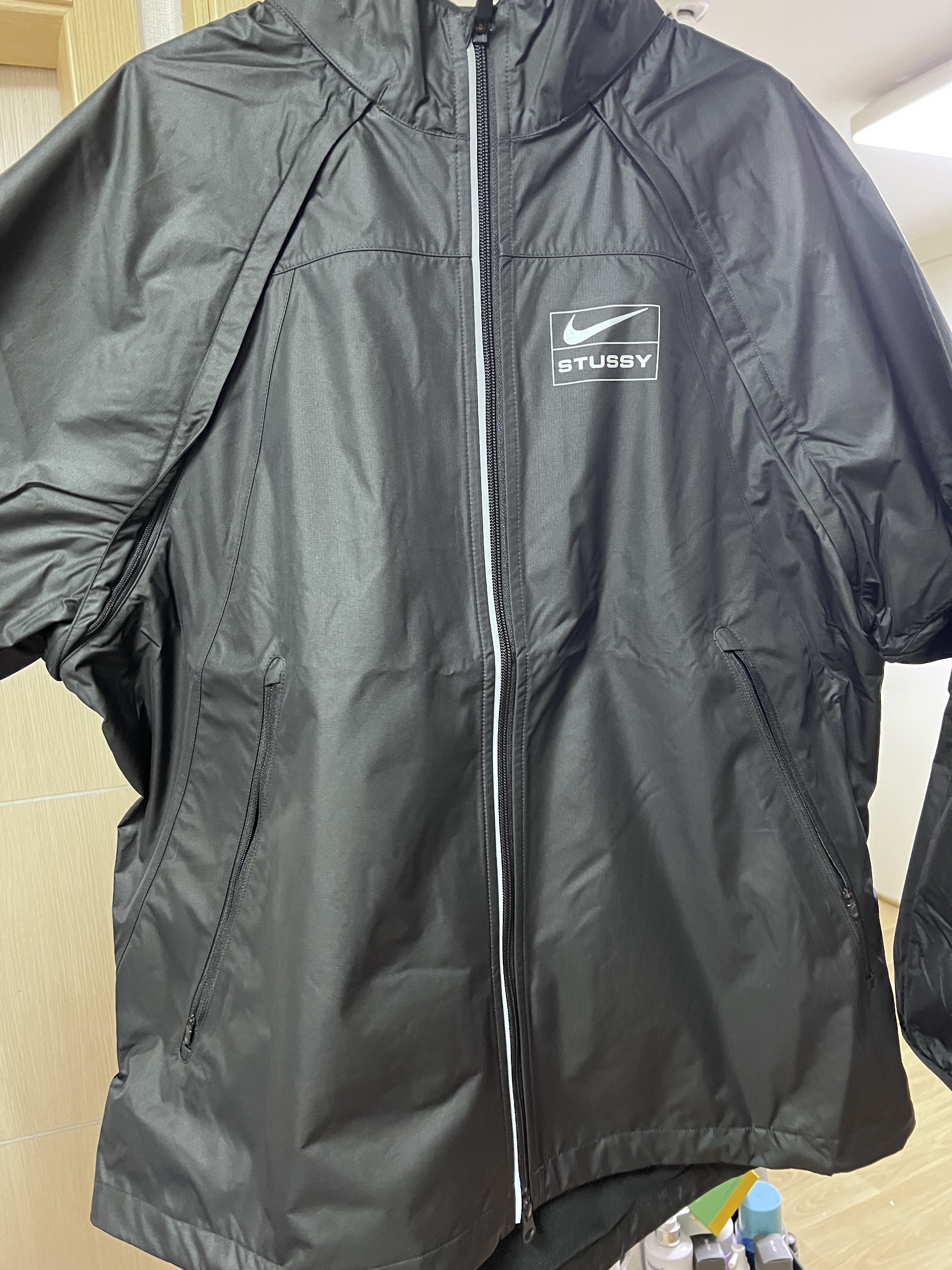 Nike x Stussy NRG FL Storm-Fit Jacket Black (DO5304-010) 착용 스타일 - 1
