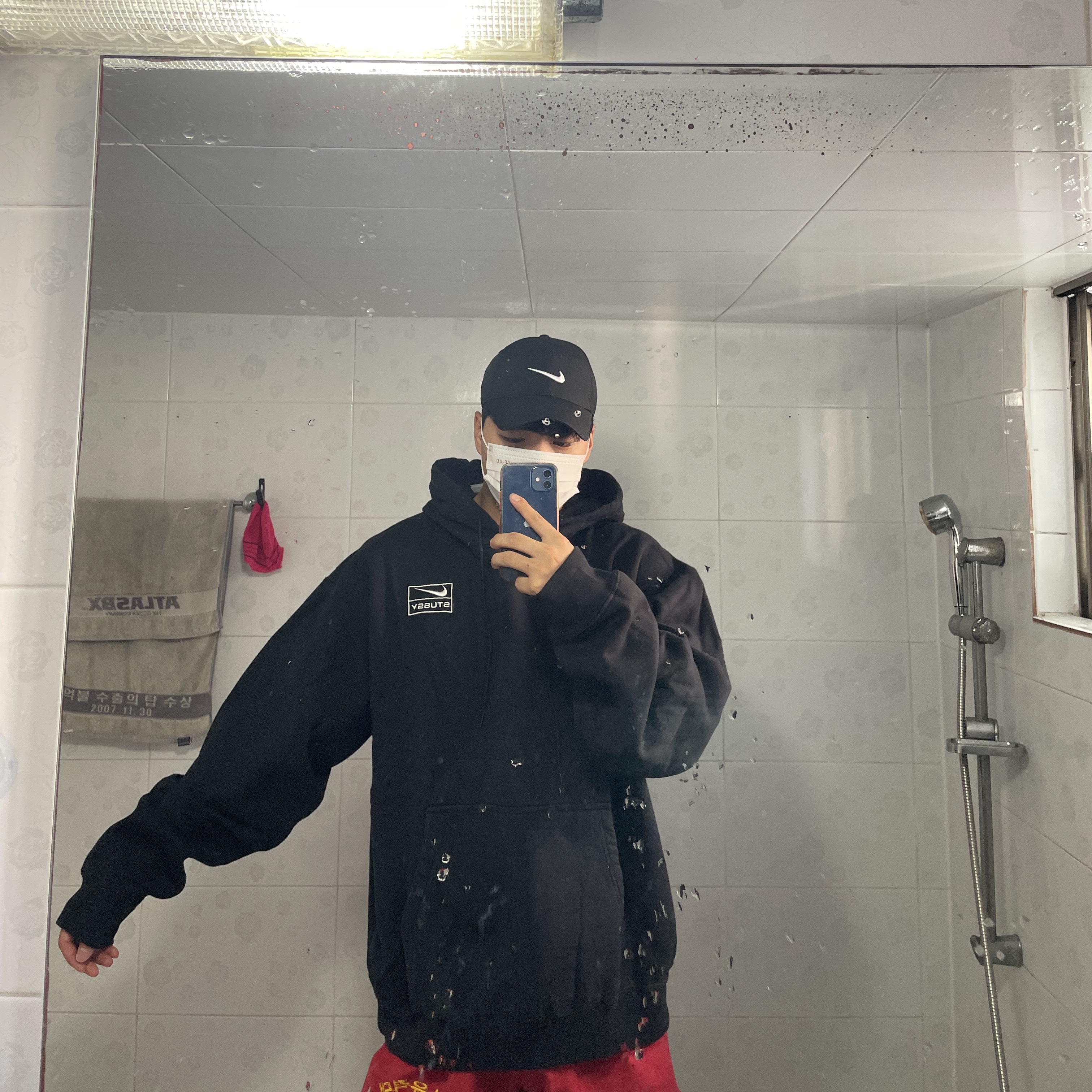 Nike x Stussy NRG RA Washed Pullover Hoodie Black (DN4028-010) 착용 스타일