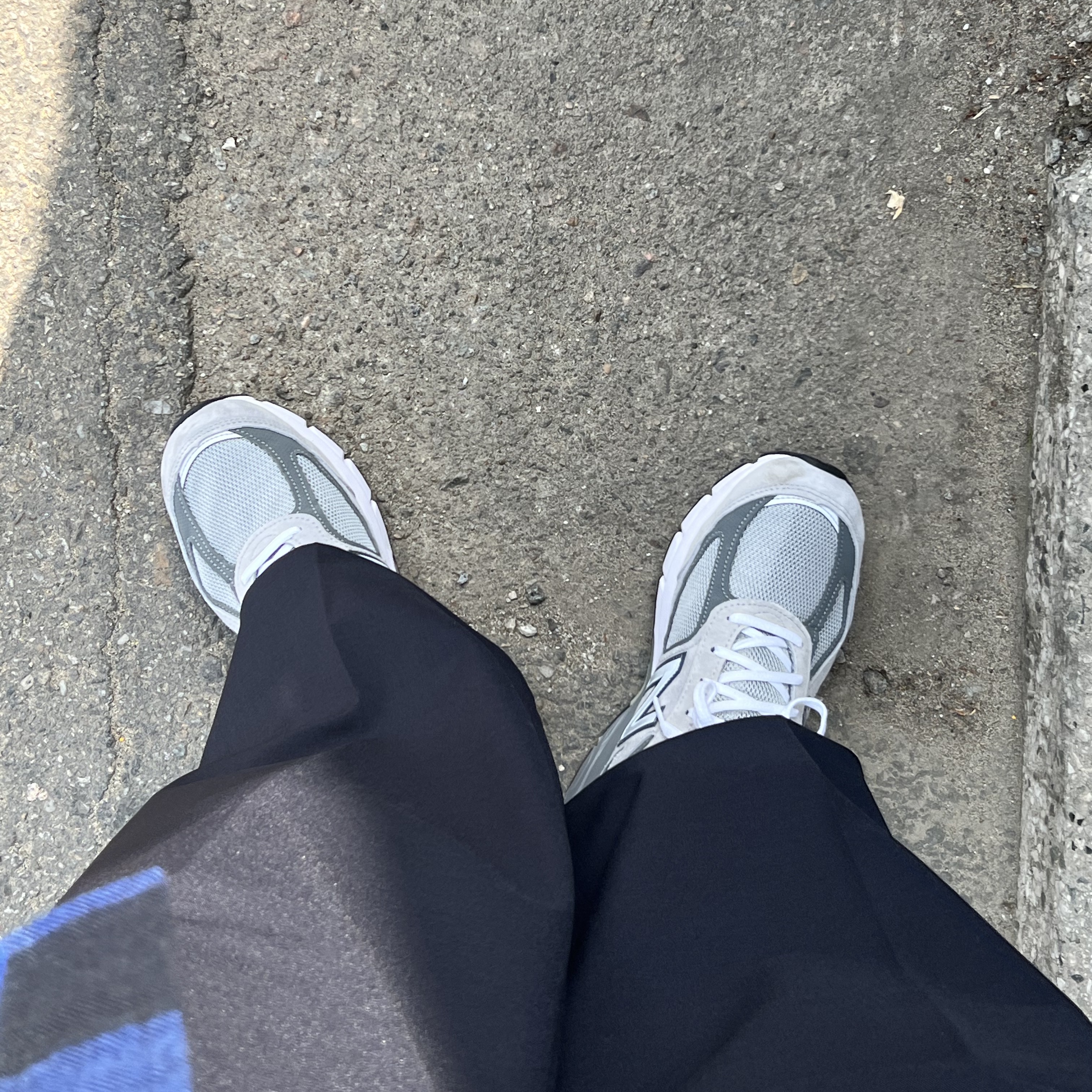 New Balance 990vs4 Made in USA Grey 착용 스타일