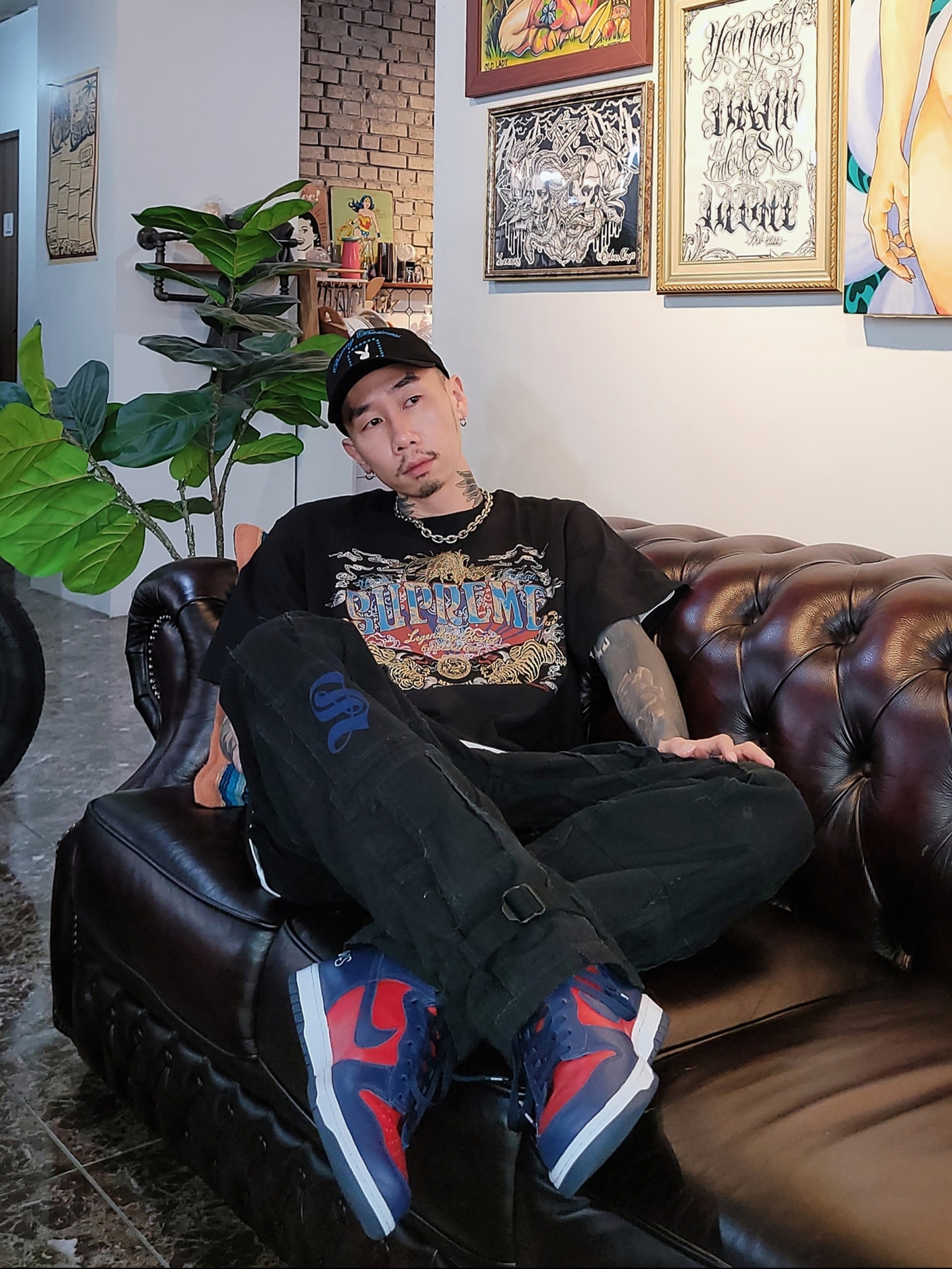 Supreme Legendary S/S Top Black - 22SS, Supreme x Comme des Garcons Junya Watanabe Man Patchwork Cargo Pants Black - 21FW 착용 스타일