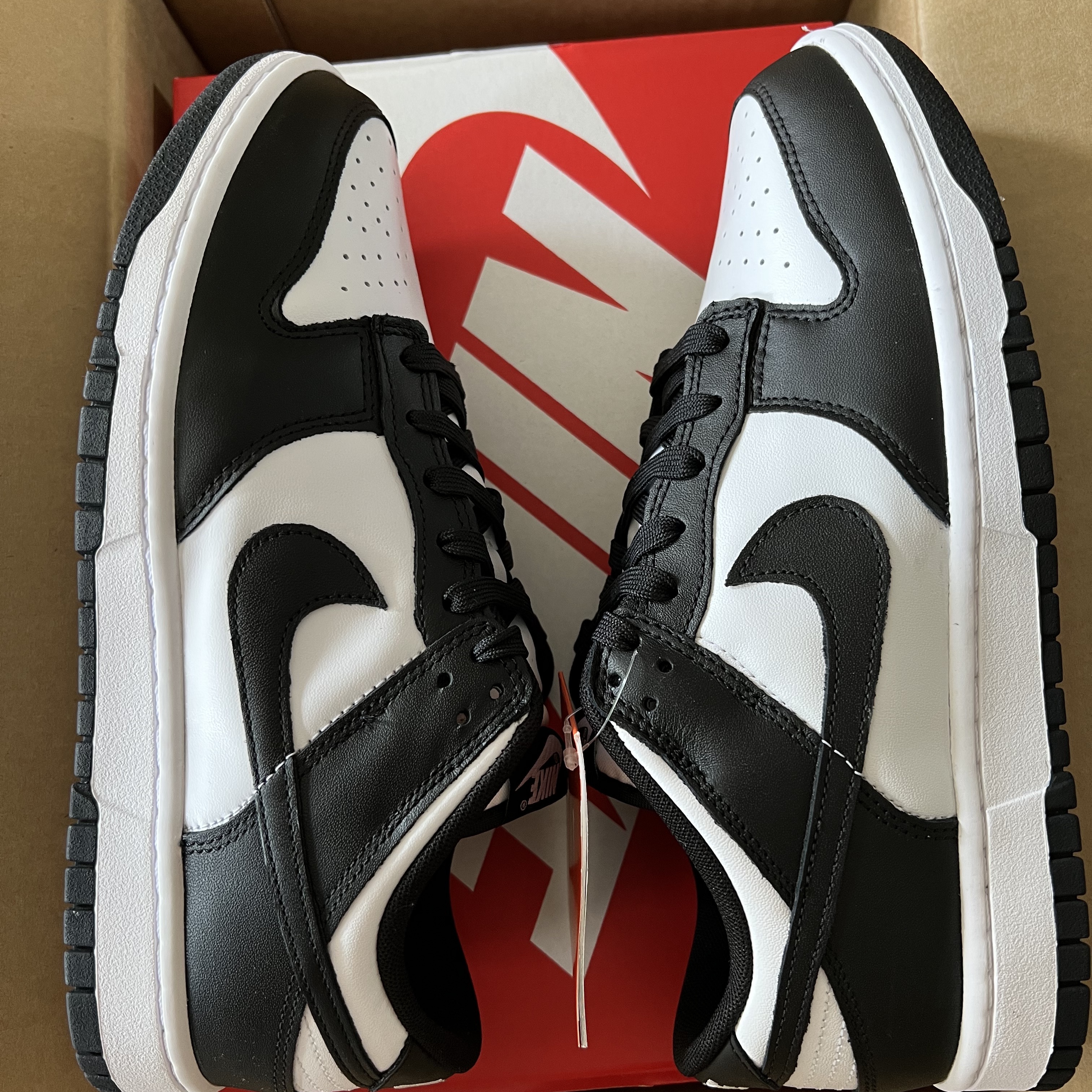 Nike Dunk Low Retro Black 착용 스타일 - 3
