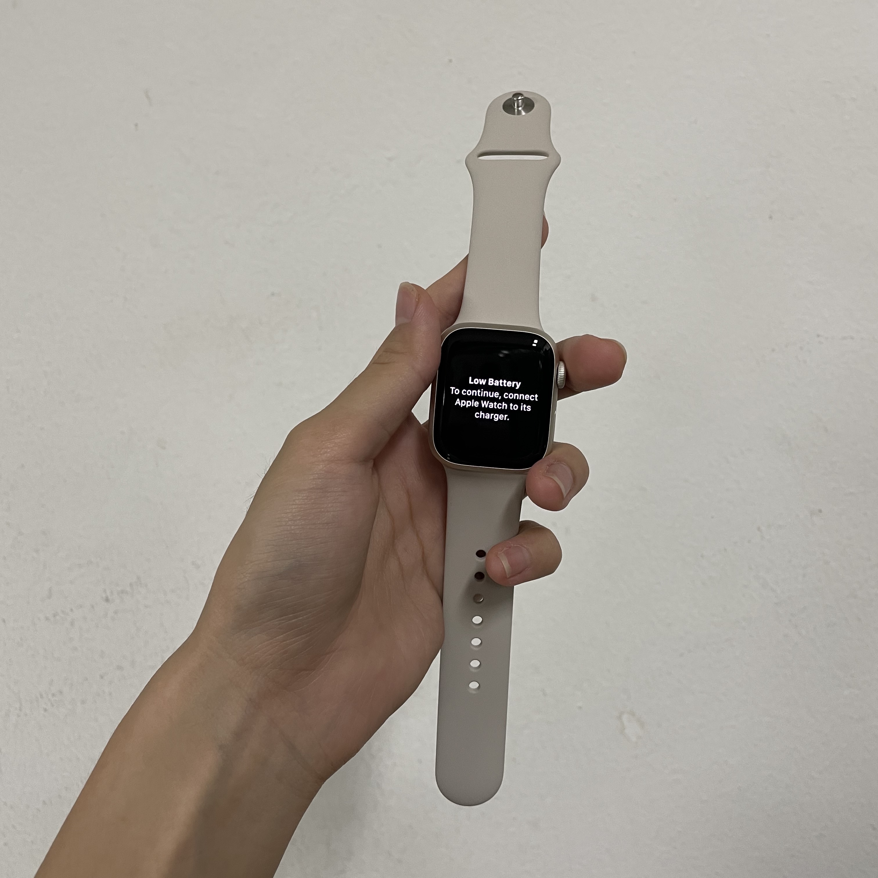 Apple Watch Series 7 41mm Cellular Starlight Aluminum Case with Sport Band Starlight (Korean Ver.) 착용 스타일 - 3