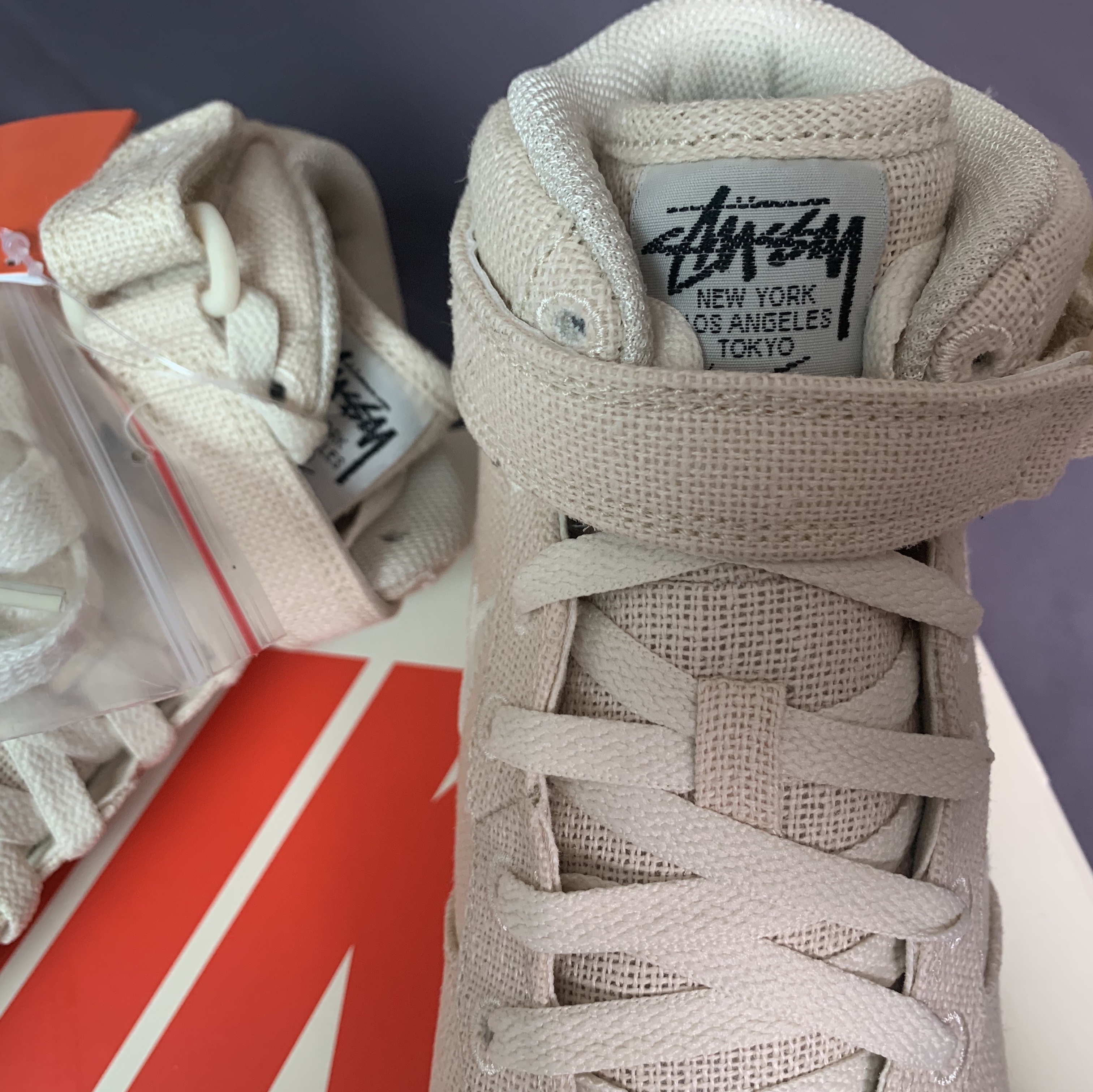 Nike x Stussy Air Force 1 '07 Mid SP Fossil 착용 스타일 - 2