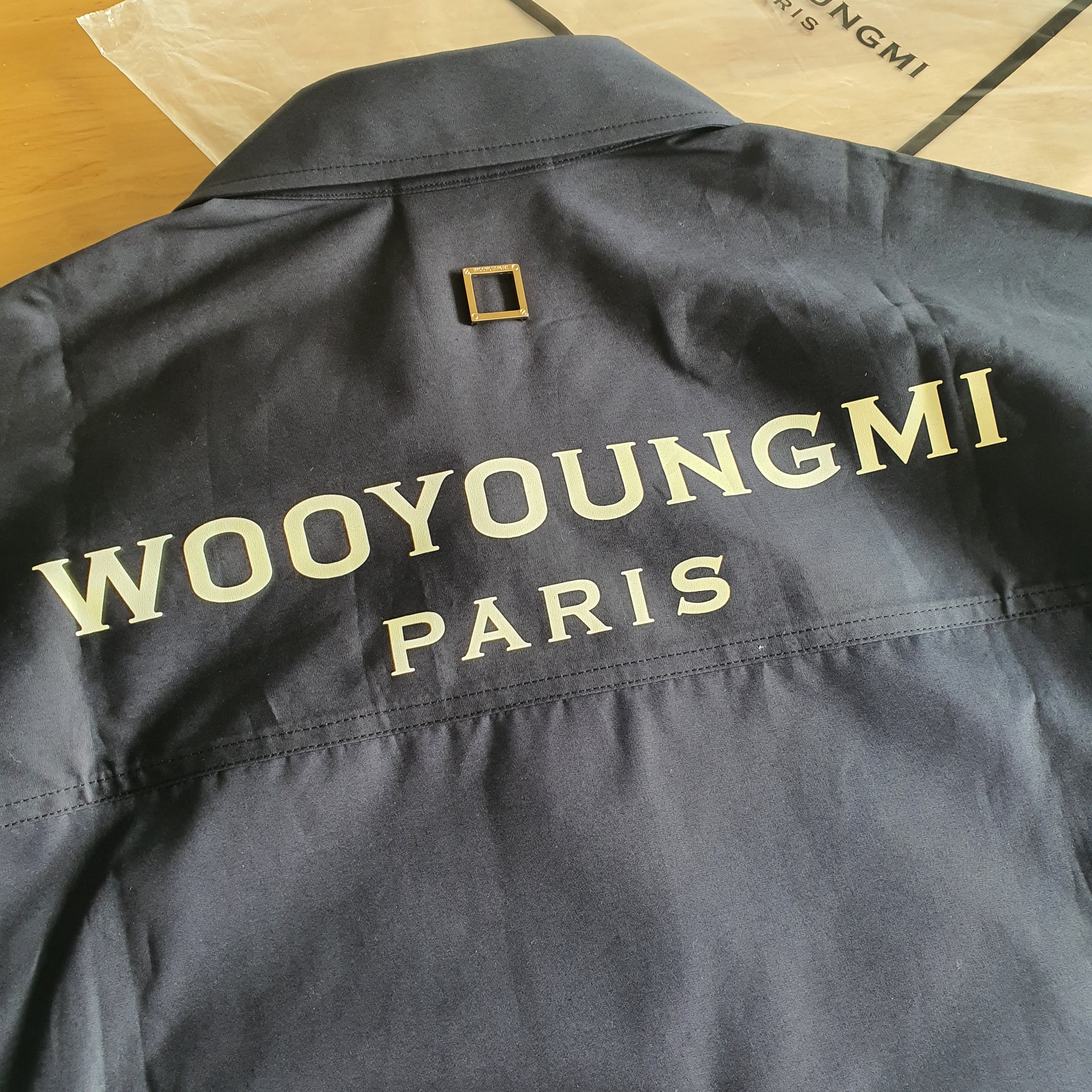 Wooyoungmi Oversize Back Logo Short Sleeve Shirt Navy - 21SS 착용 스타일
