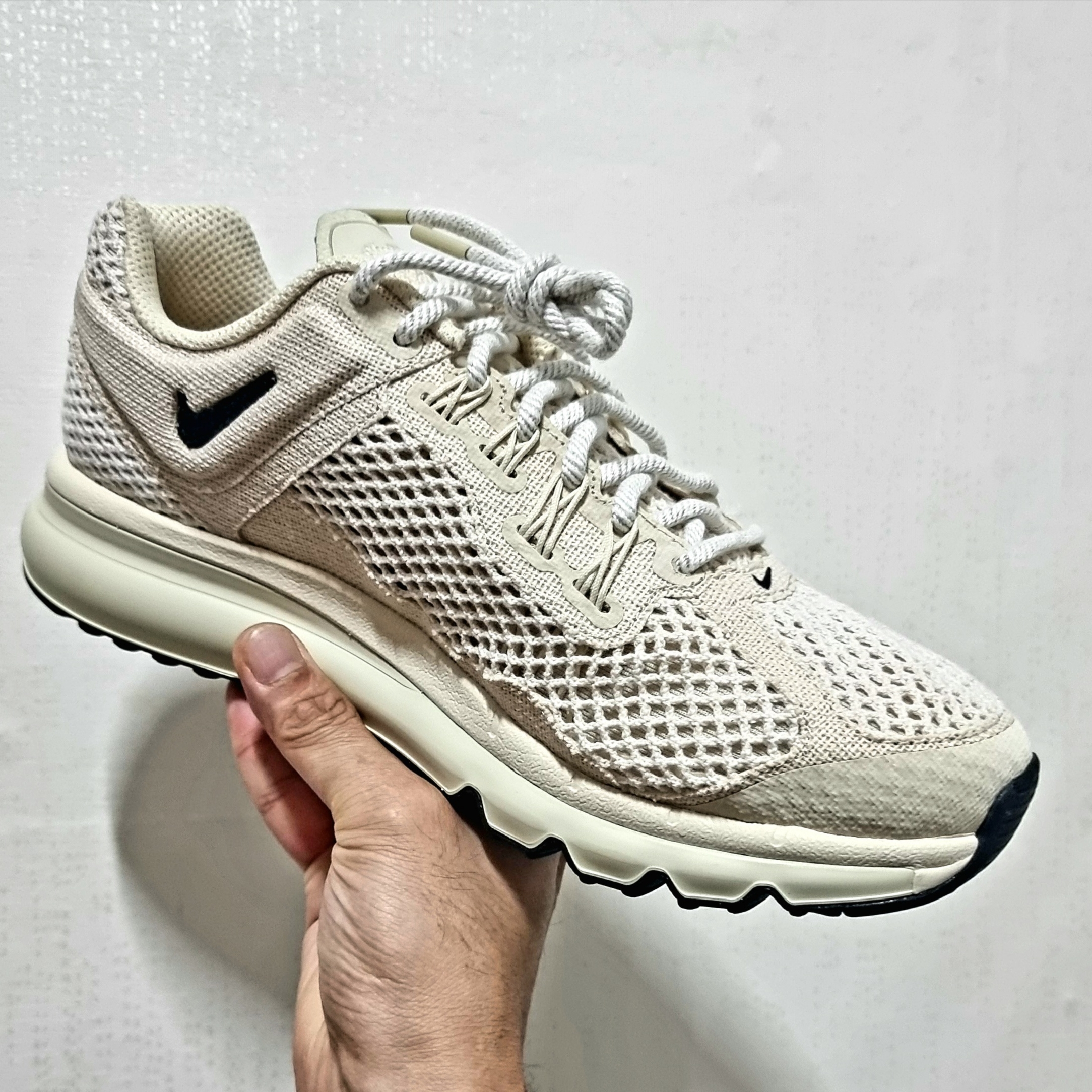Nike x Stussy Air Max 2013 Fossil 착용 스타일 - 2