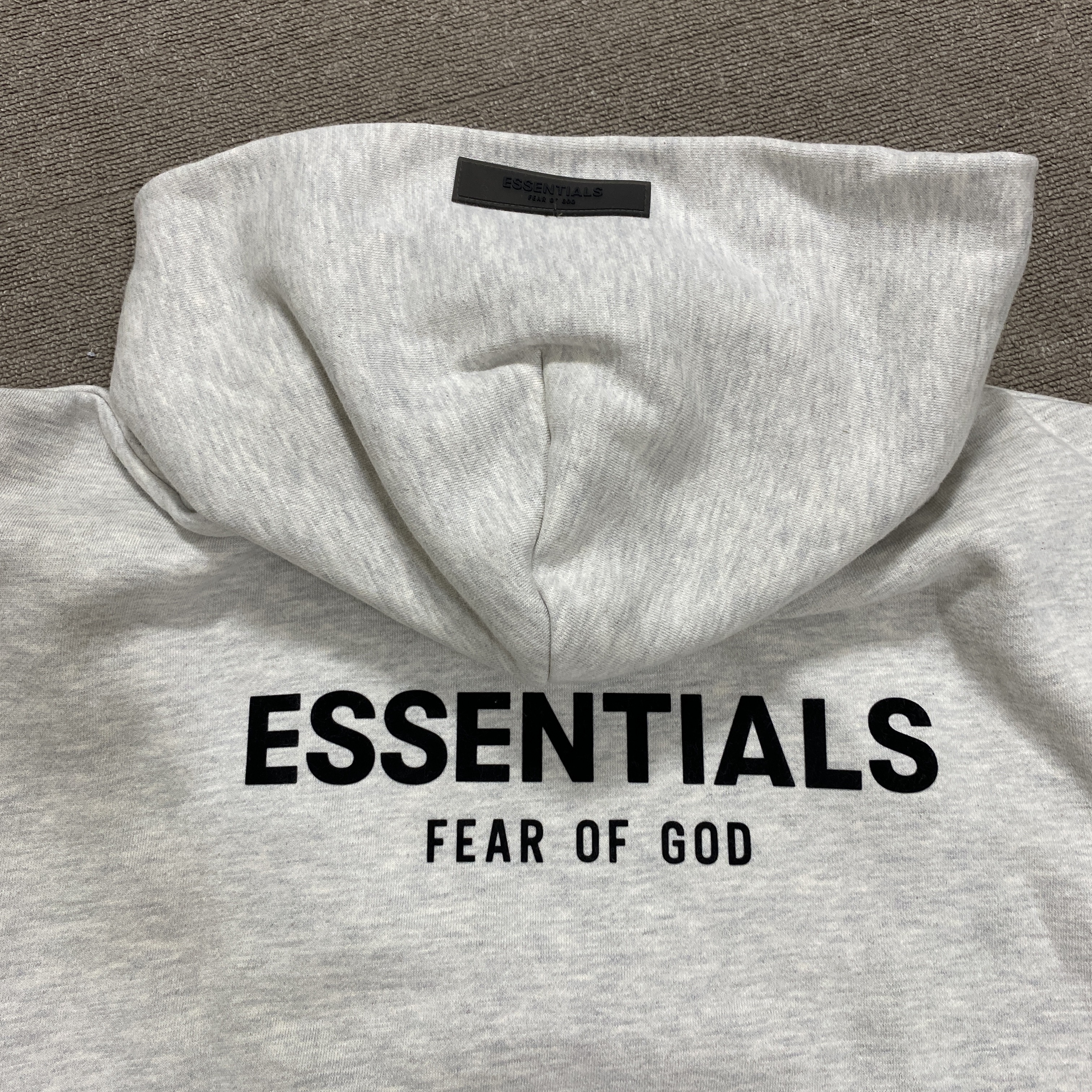 (Kids) Essentials The Core Collection Hoodie Light Oatmeal 착용 스타일