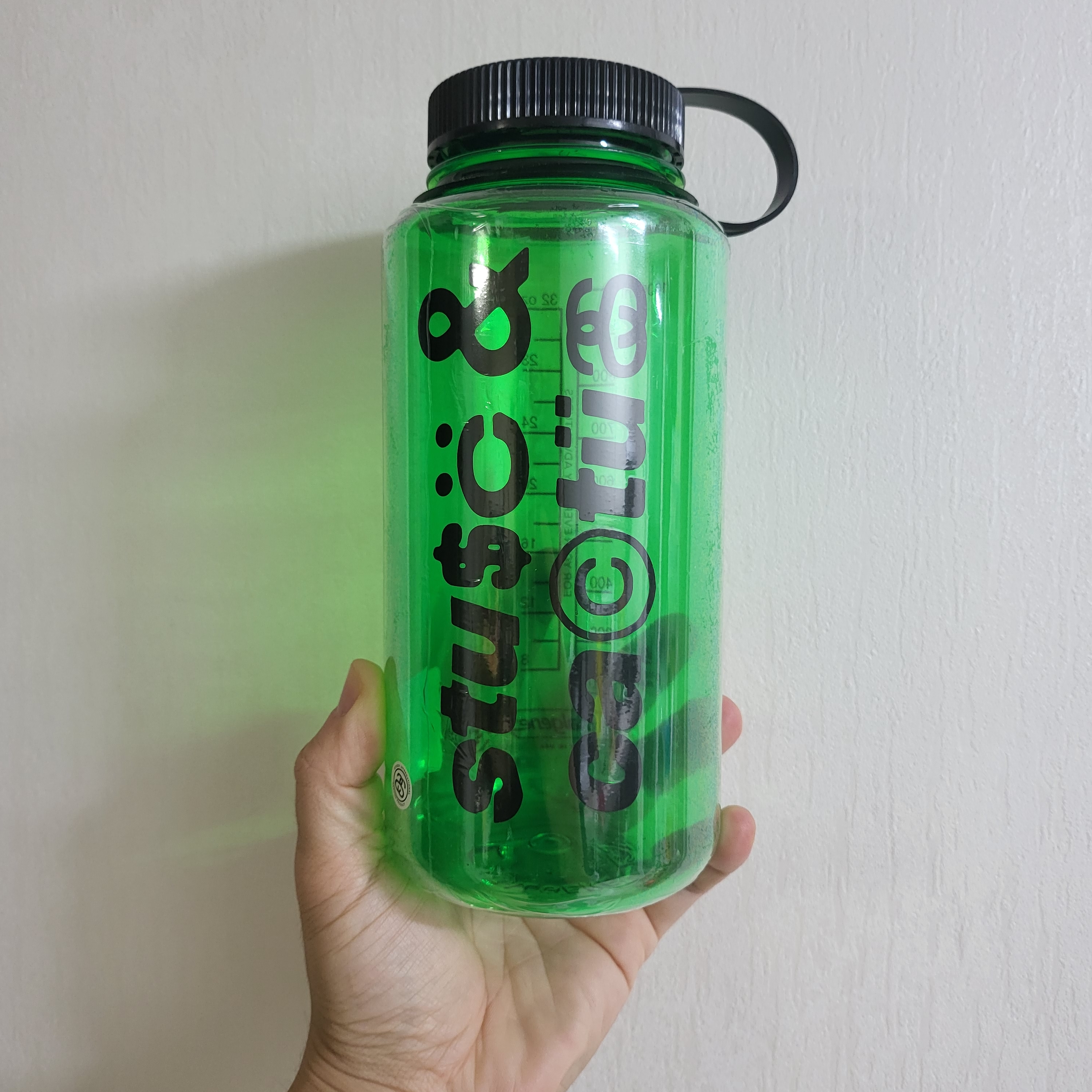 Stussy x Cactus Plant Flea Market Nalgene Water Bottle Green 착용 스타일