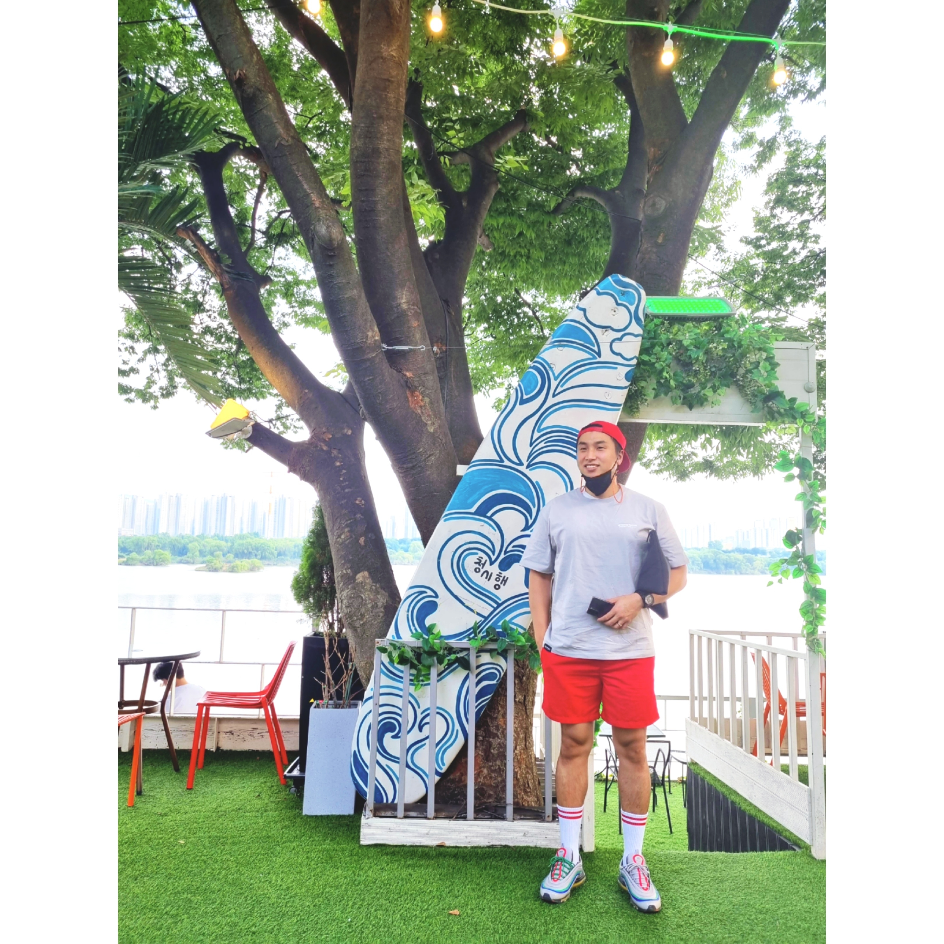 Nike Air Max 97 Nintendo 64 착용 스타일