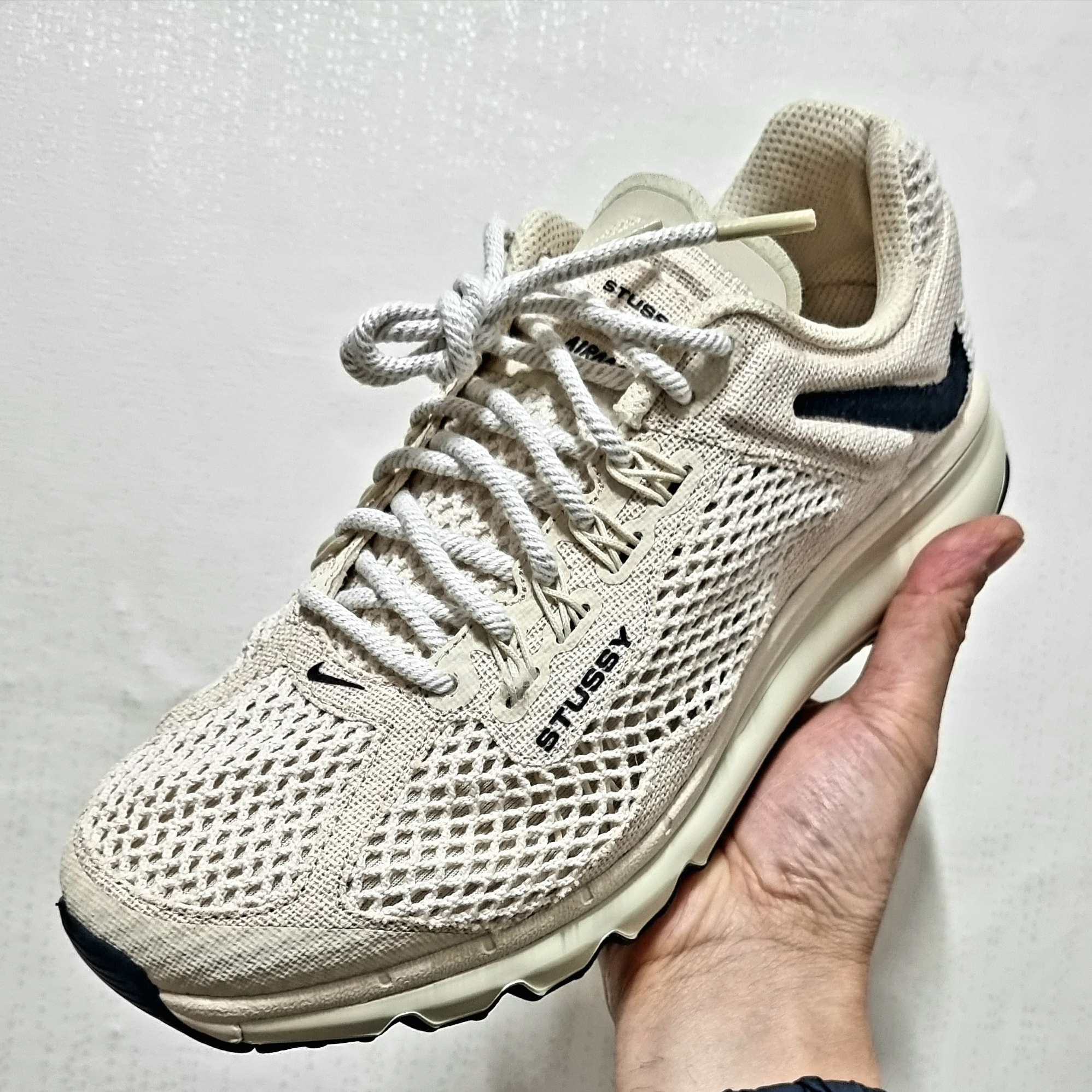 Nike x Stussy Air Max 2013 Fossil 착용 스타일 - 1