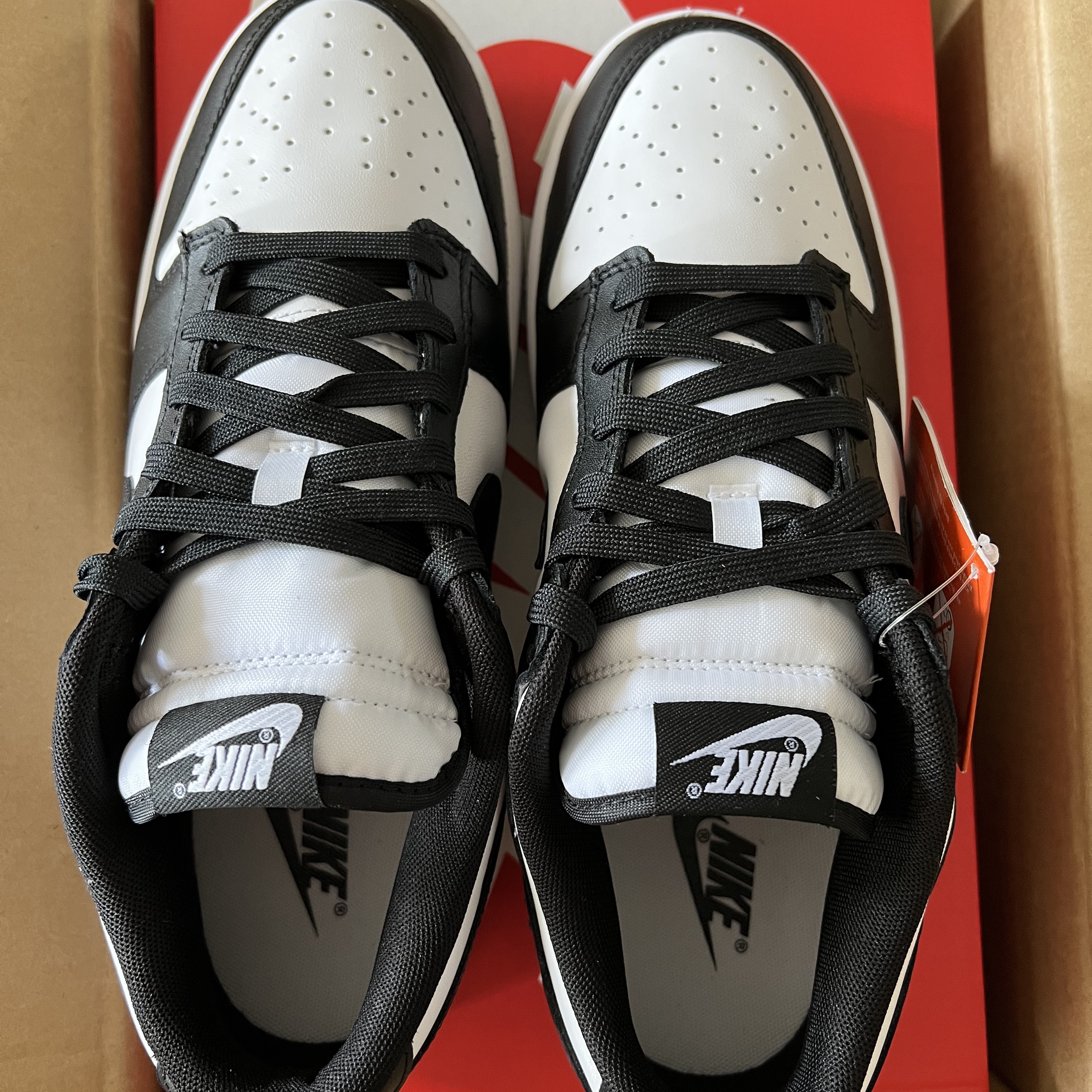 Nike Dunk Low Retro Black 착용 스타일 - 4