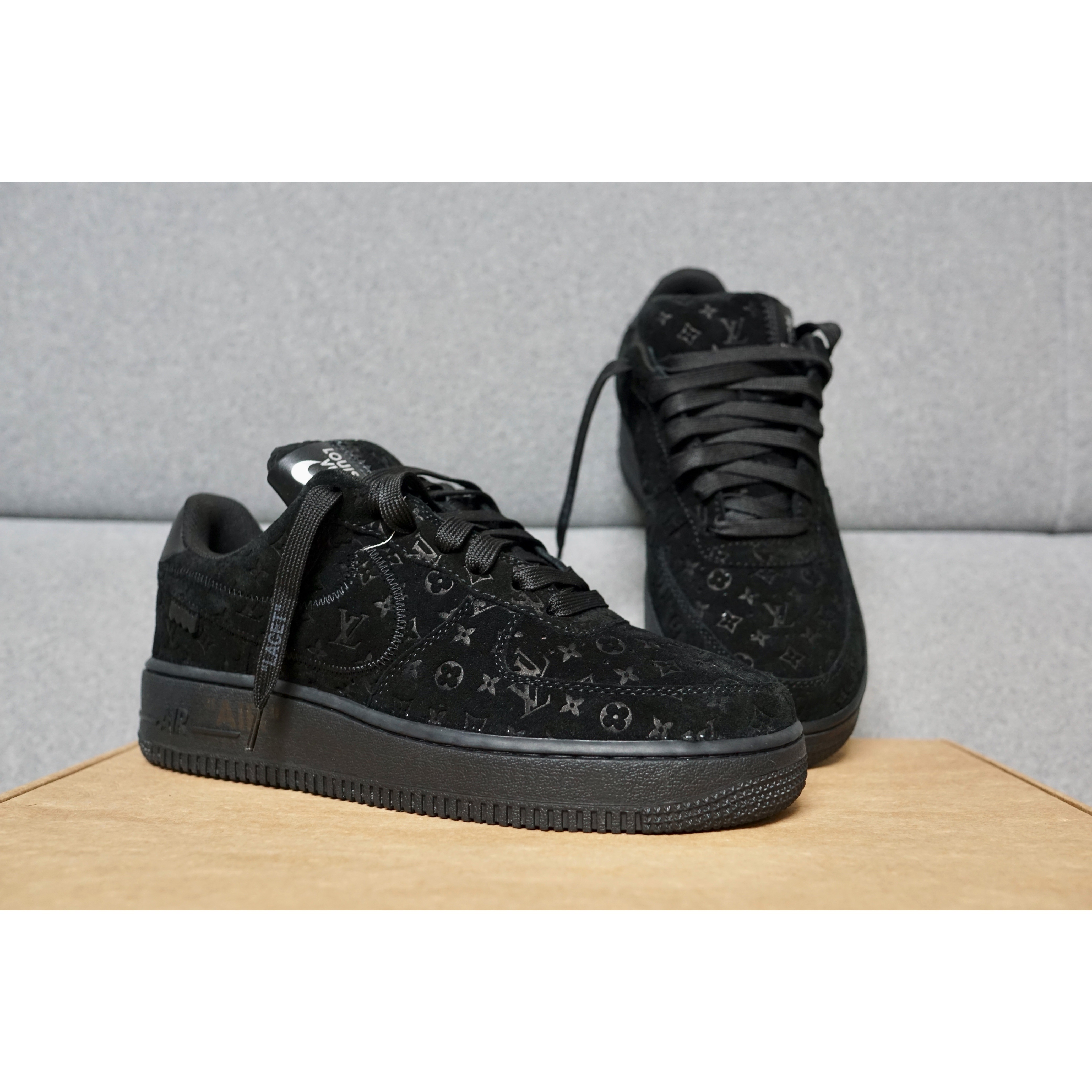 Louis Vuitton x Nike Air Force 1 Low by Virgil Abloh Black 착용 스타일 - 3