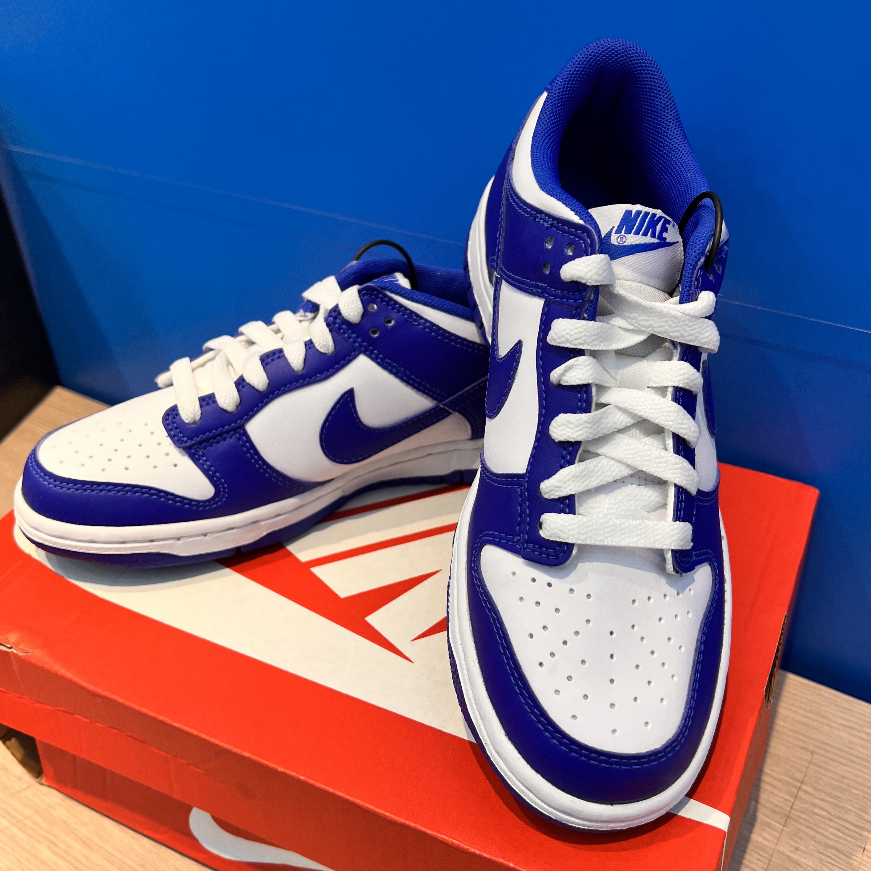 (GS) Nike Dunk Low Racer Blue 착용 스타일 - 2