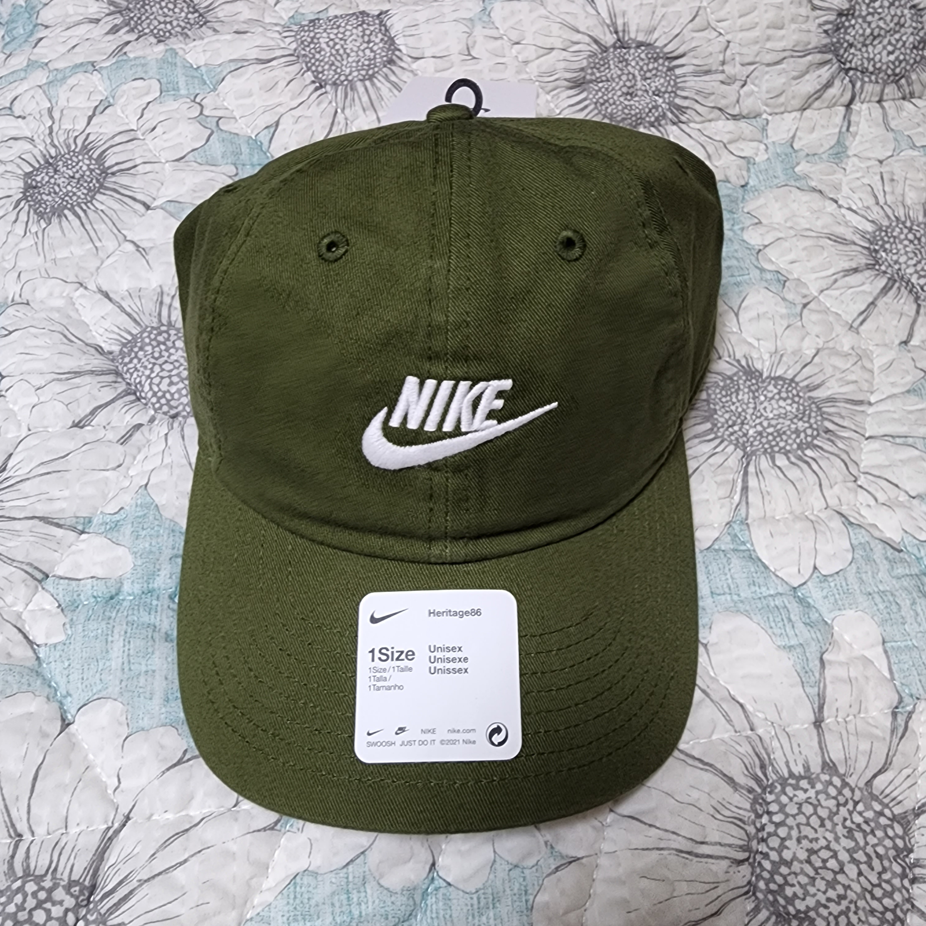 Nike Heritage 86 Futura Washed Cap Rough Green 착용 스타일