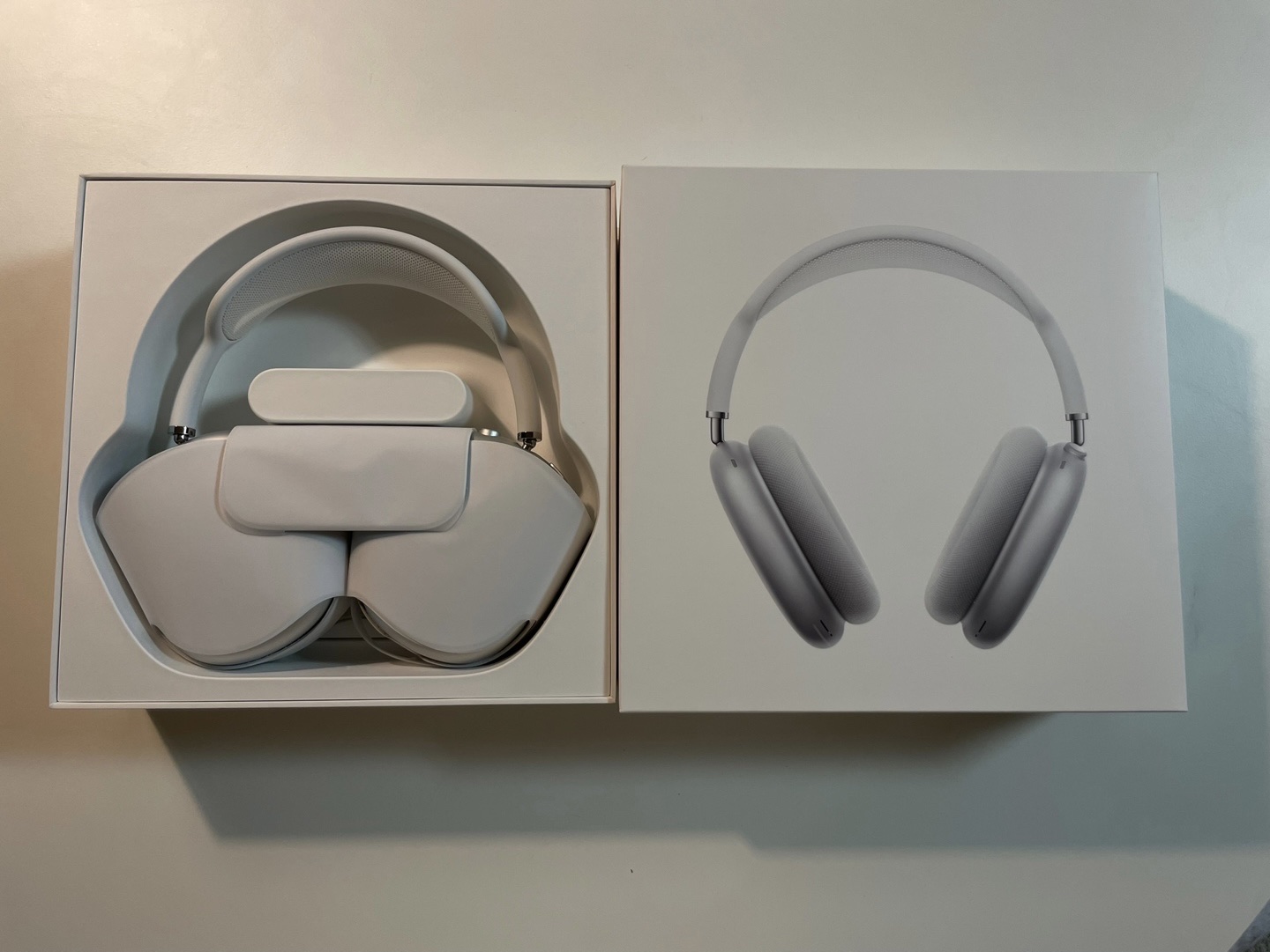 Apple AirPods Max Lightning Silver (Korean Ver.) 착용 스타일 - 3