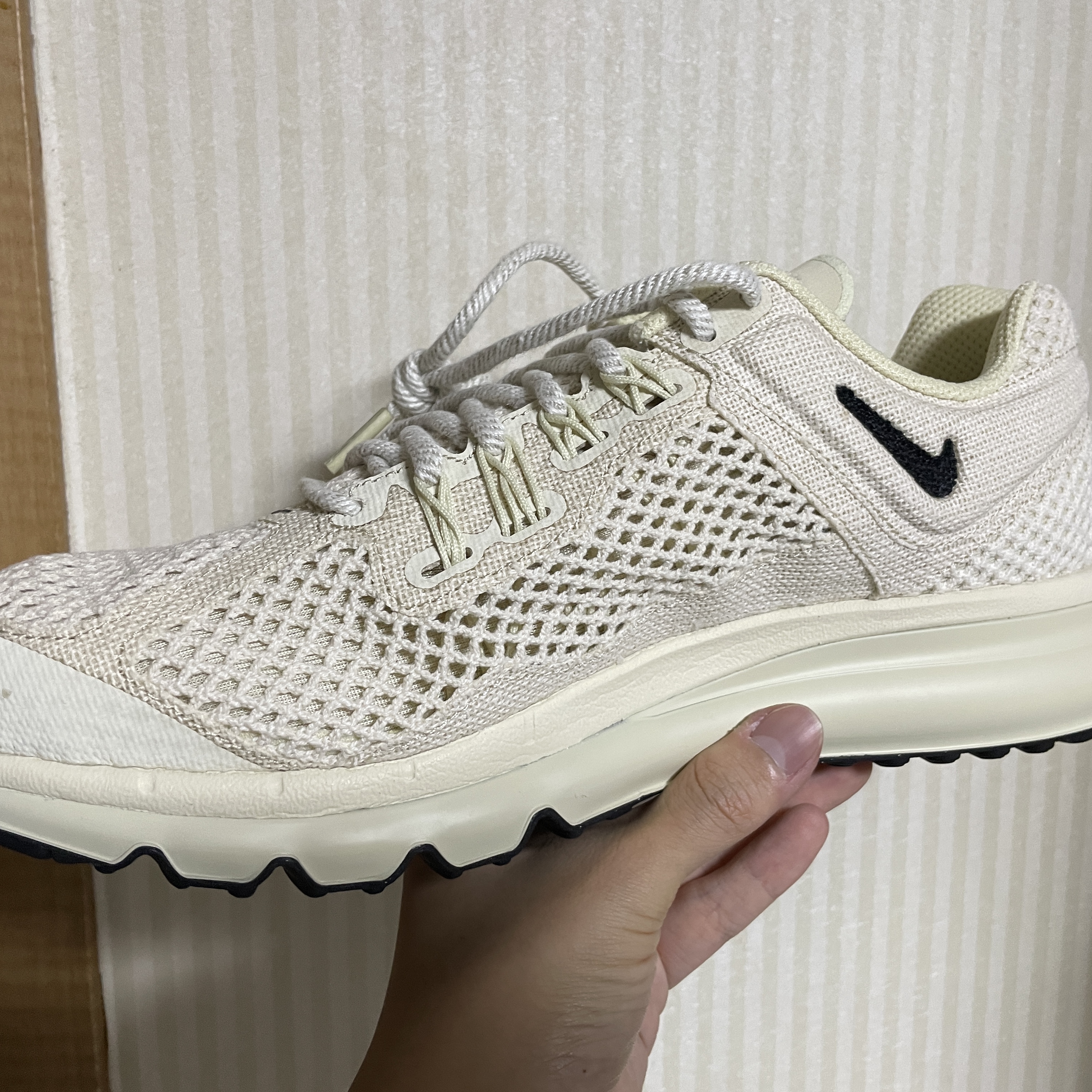 Nike x Stussy Air Max 2013 Fossil 착용 스타일 - 2