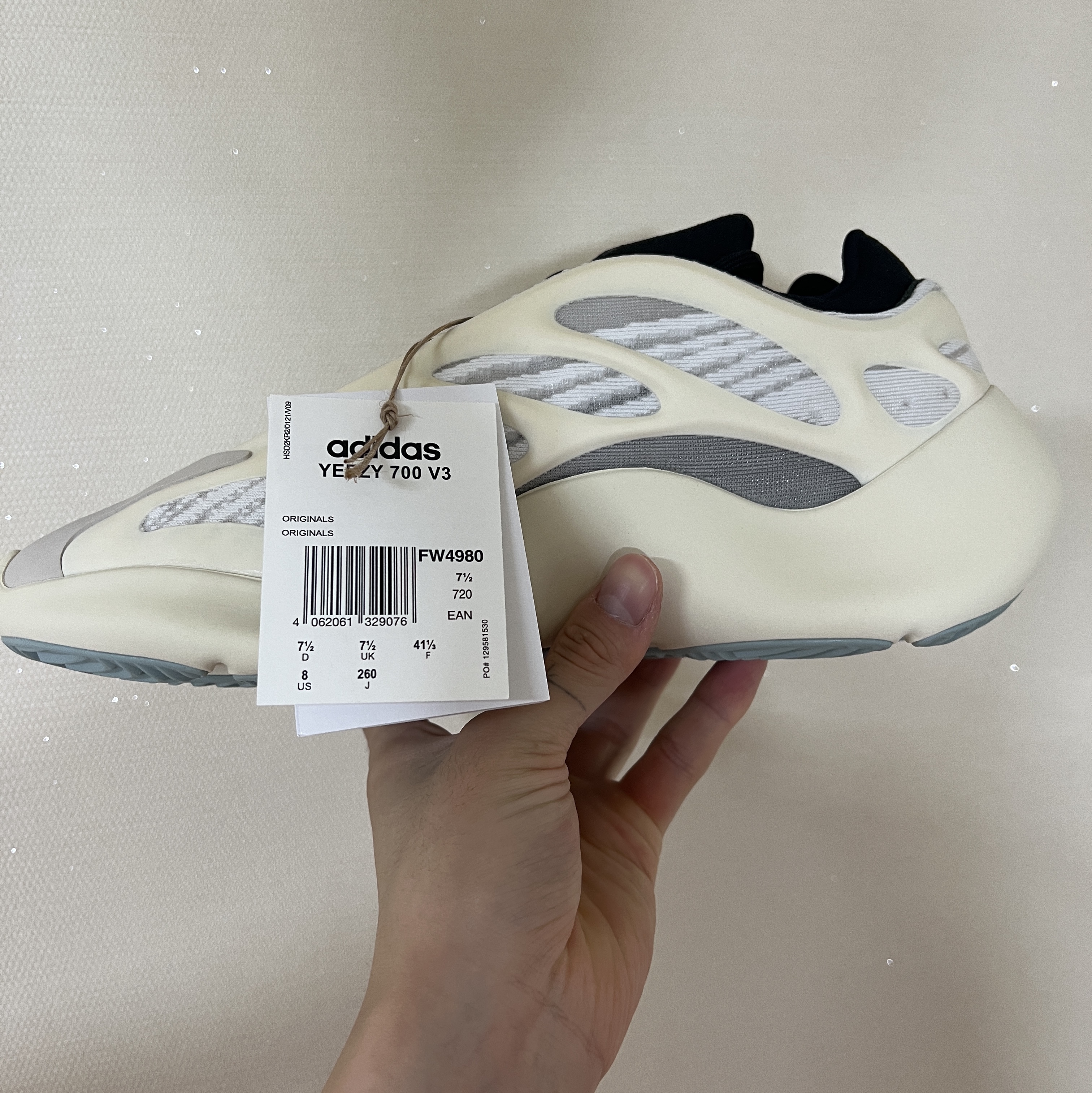 Adidas Yeezy 700 V3 Azael 2022/2023 착용 스타일