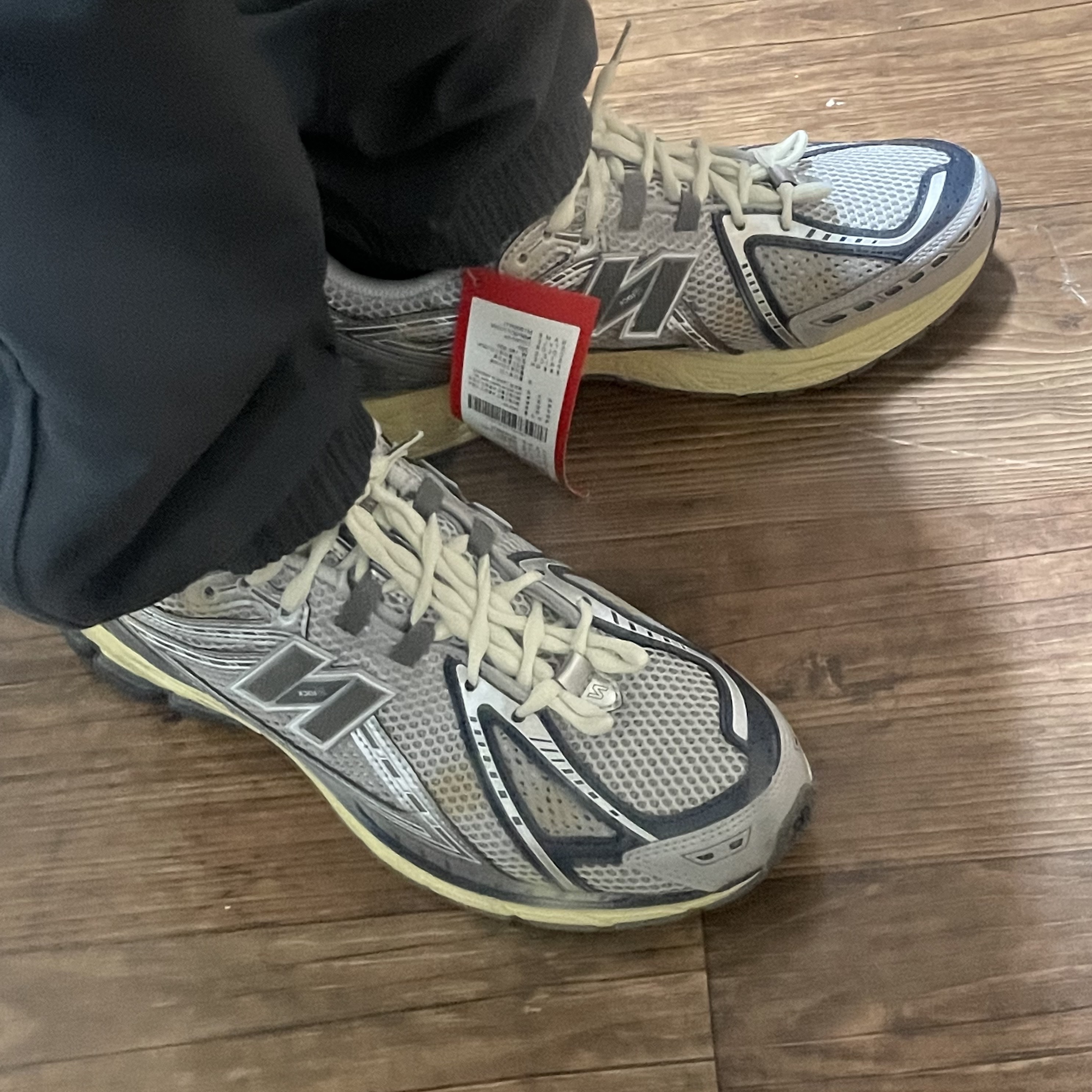 New Balance x Thisisneverthat 1906R 2022 Downtown Run 착용 스타일 - 2