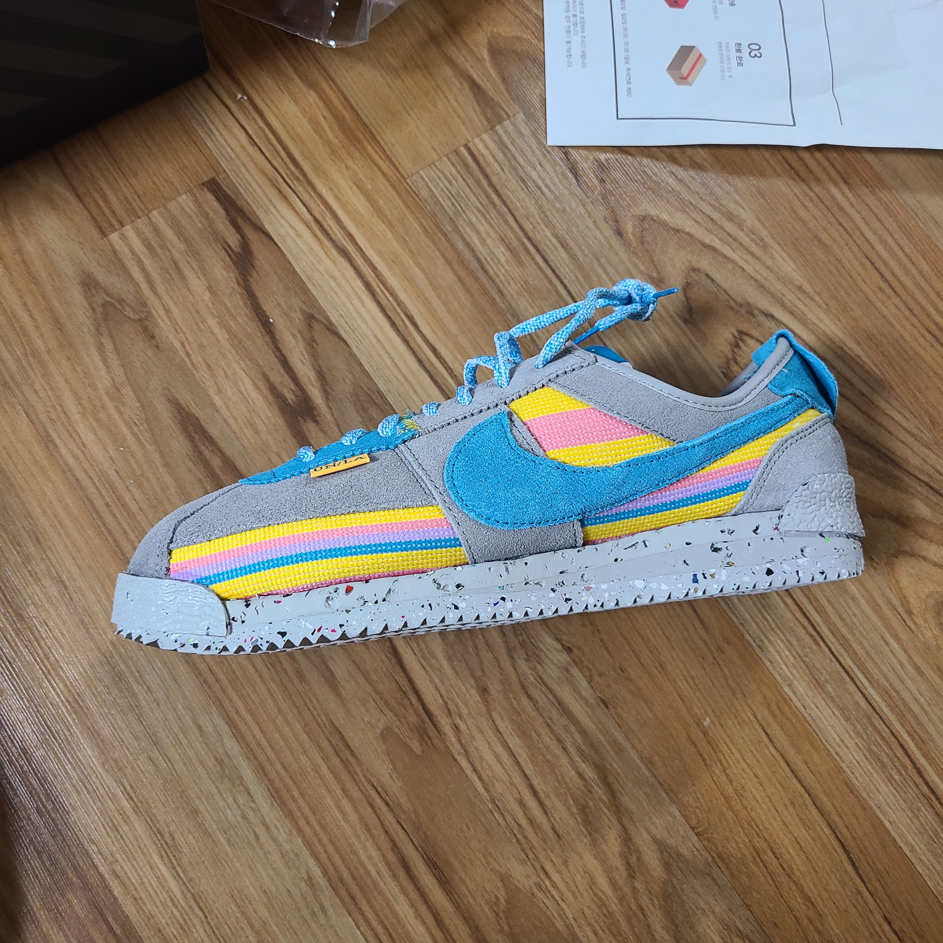 Nike x Union Cortez SP Light Smoke 착용 스타일 - 2