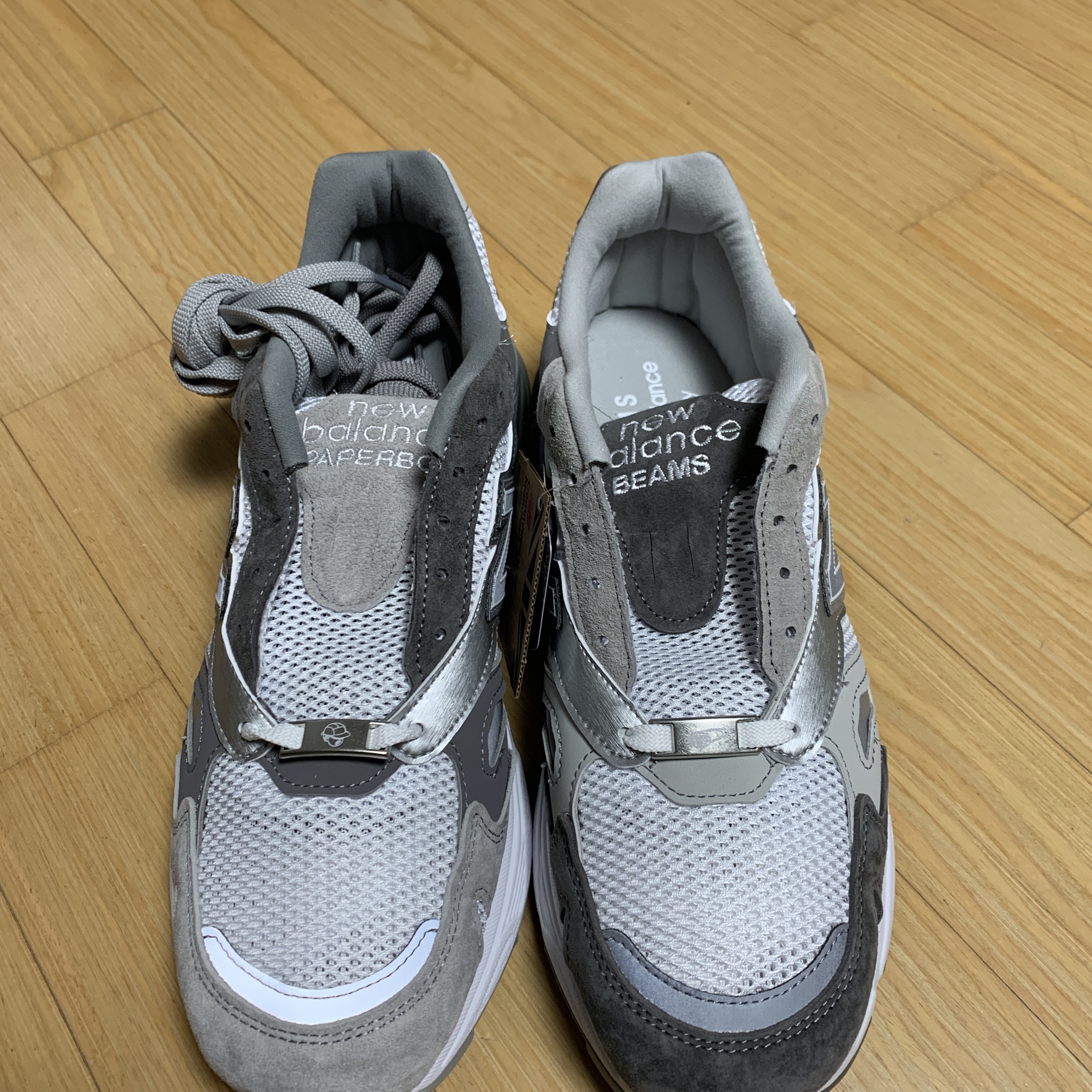 New Balance x Paperboy Paris x Beams 920 Made in UK Ice Boy 착용 스타일 - 1