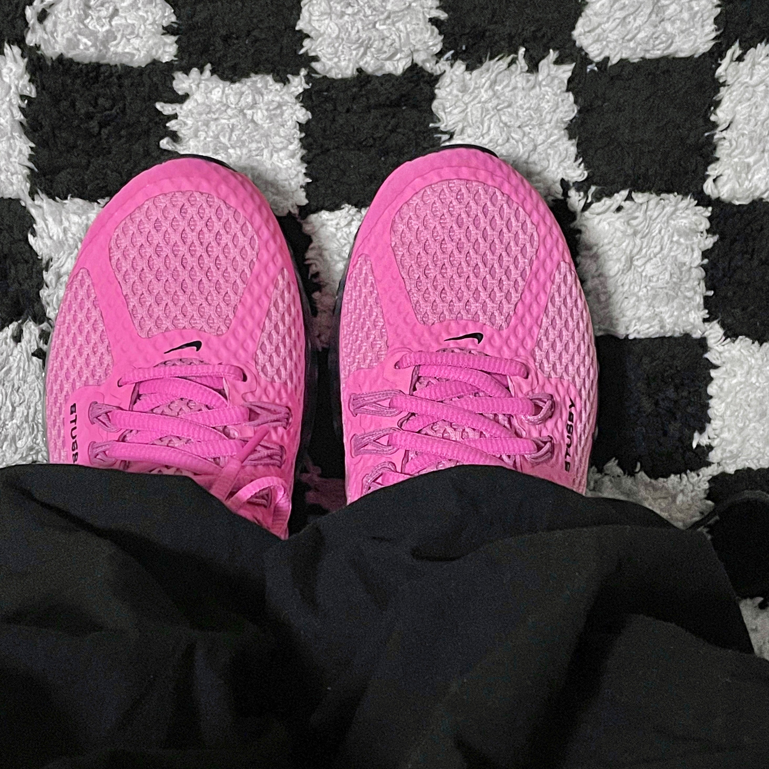 Nike x Stussy Air Max 2013 Psychic Pink 착용 스타일