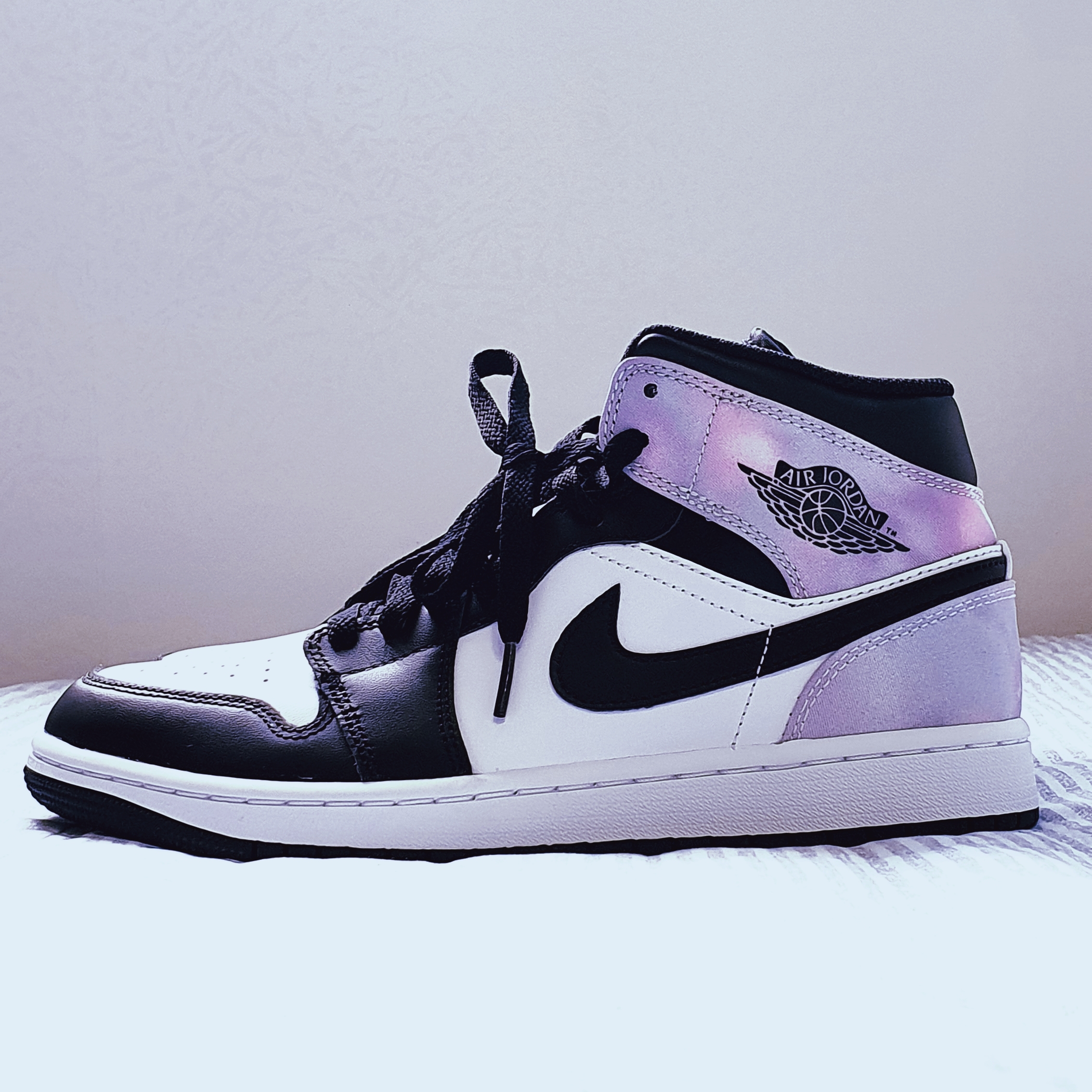 Jordan 1 Mid White Black Tie-Dye 착용 스타일