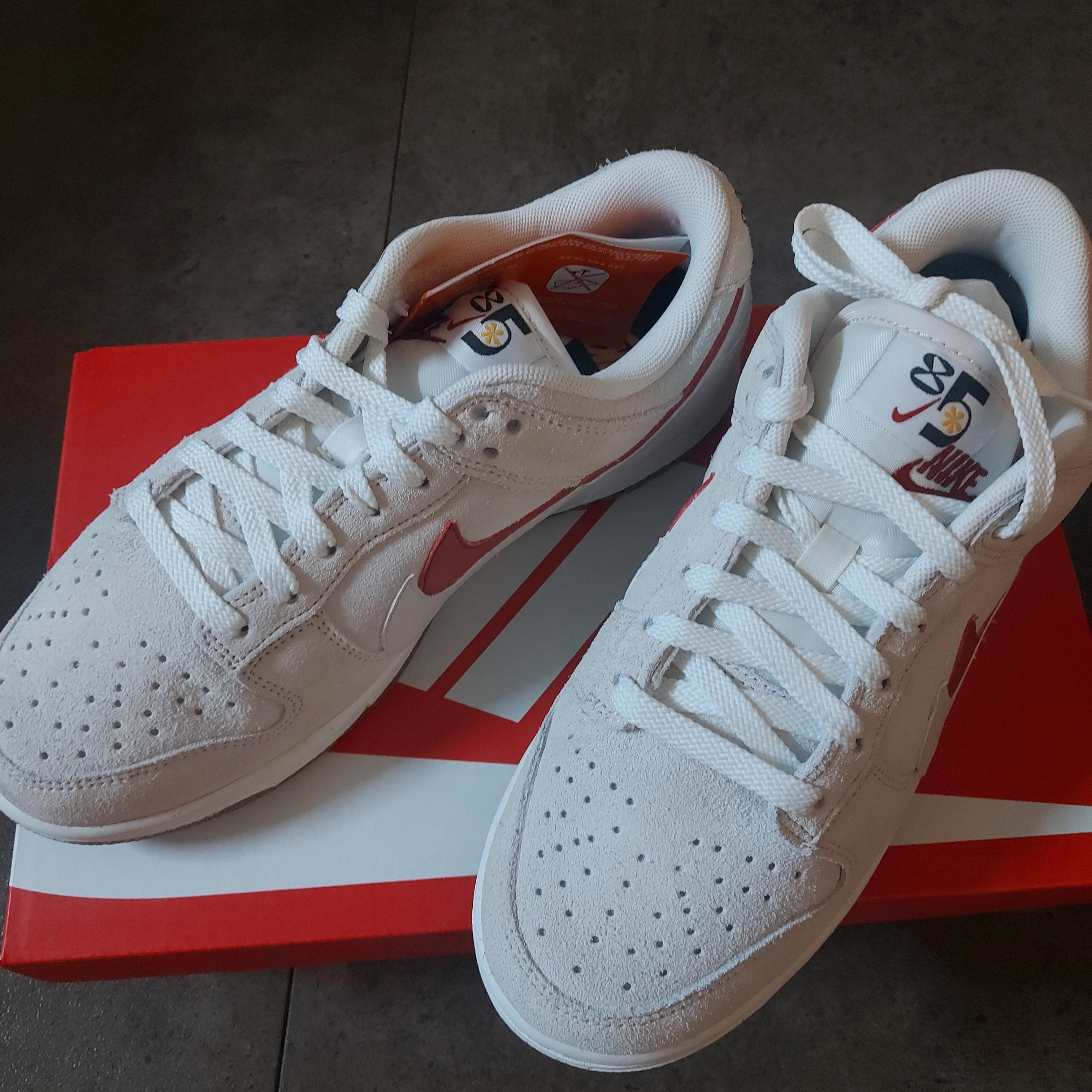 (W) Nike Dunk Low SE 85 Cinnabar 착용 스타일 - 2