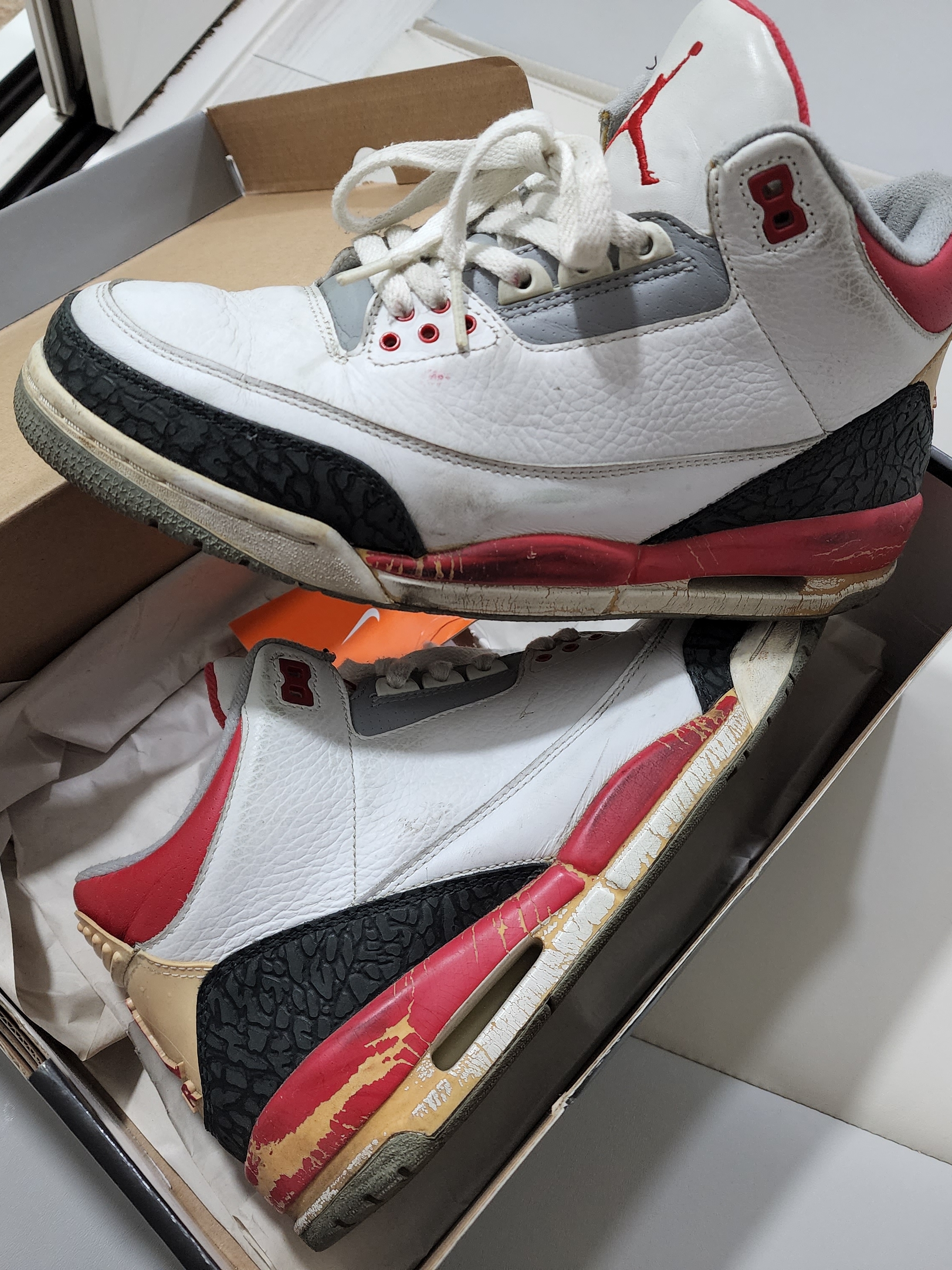 Jordan 3 Retro Fire Red 2007 착용 스타일 - 2