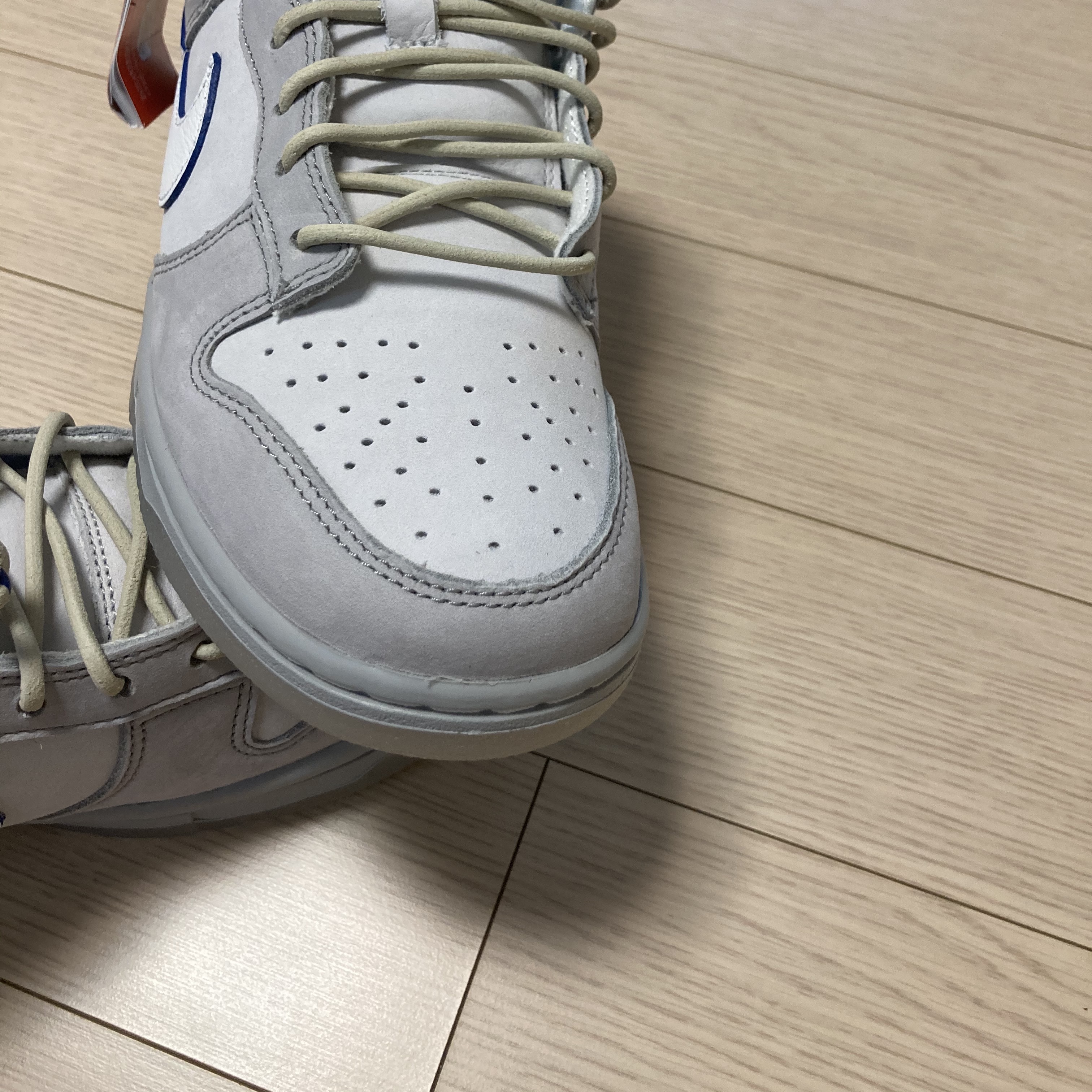 Nike Dunk Low Wolf Grey and Pure Platinum 착용 스타일 - 2