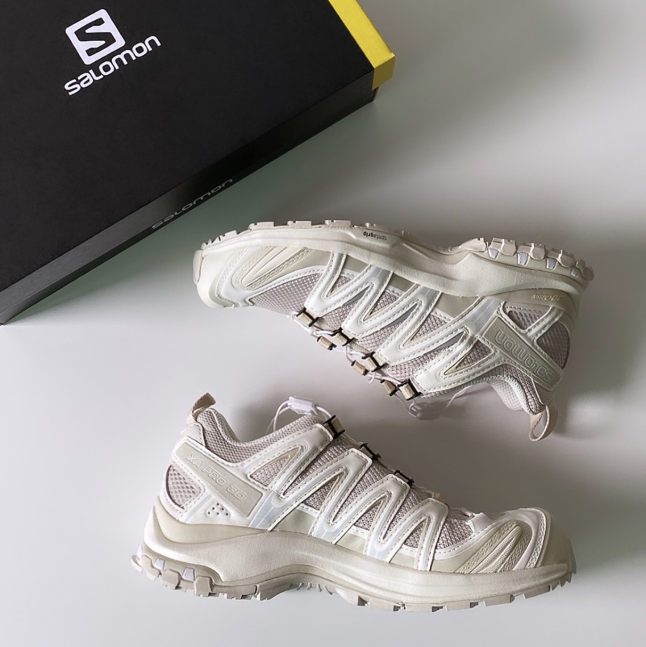 Salomon XA Pro 3D Rainy Day, Telfar Small Shopping Bag White 착용 스타일 - 3
