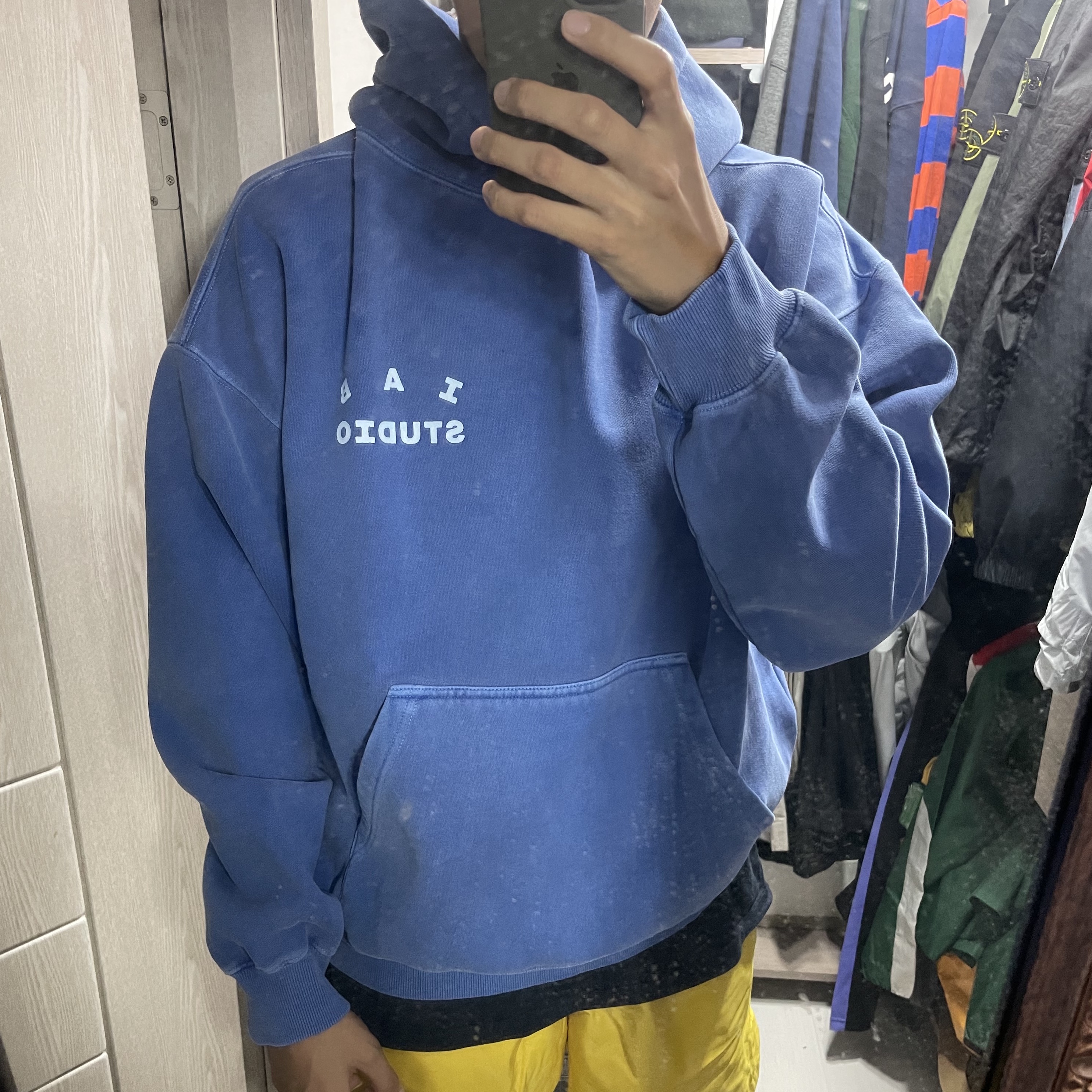 IAB Studio Pigment Hoodie Royal Blue - 22FW 착용 스타일 - 2