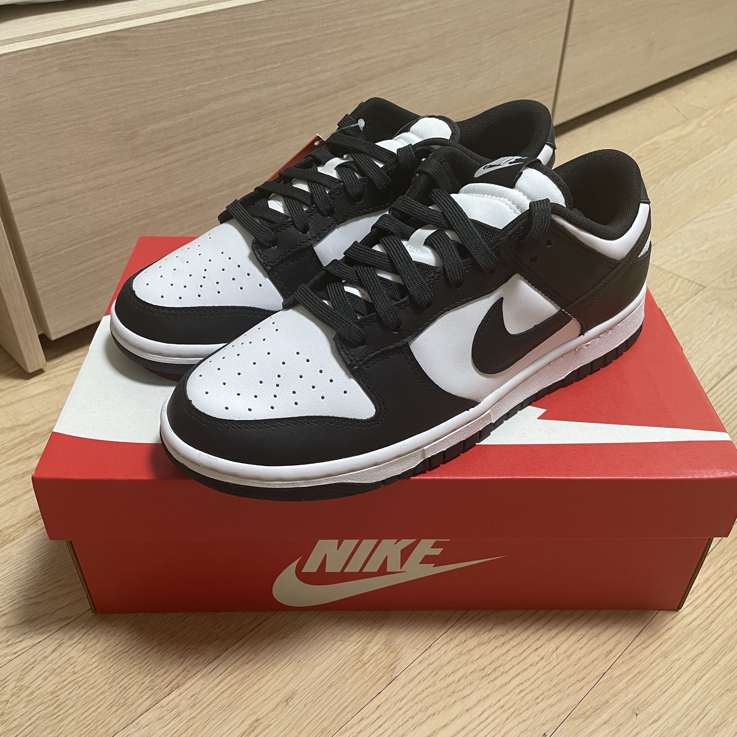 Nike Dunk Low Retro Black 착용 스타일