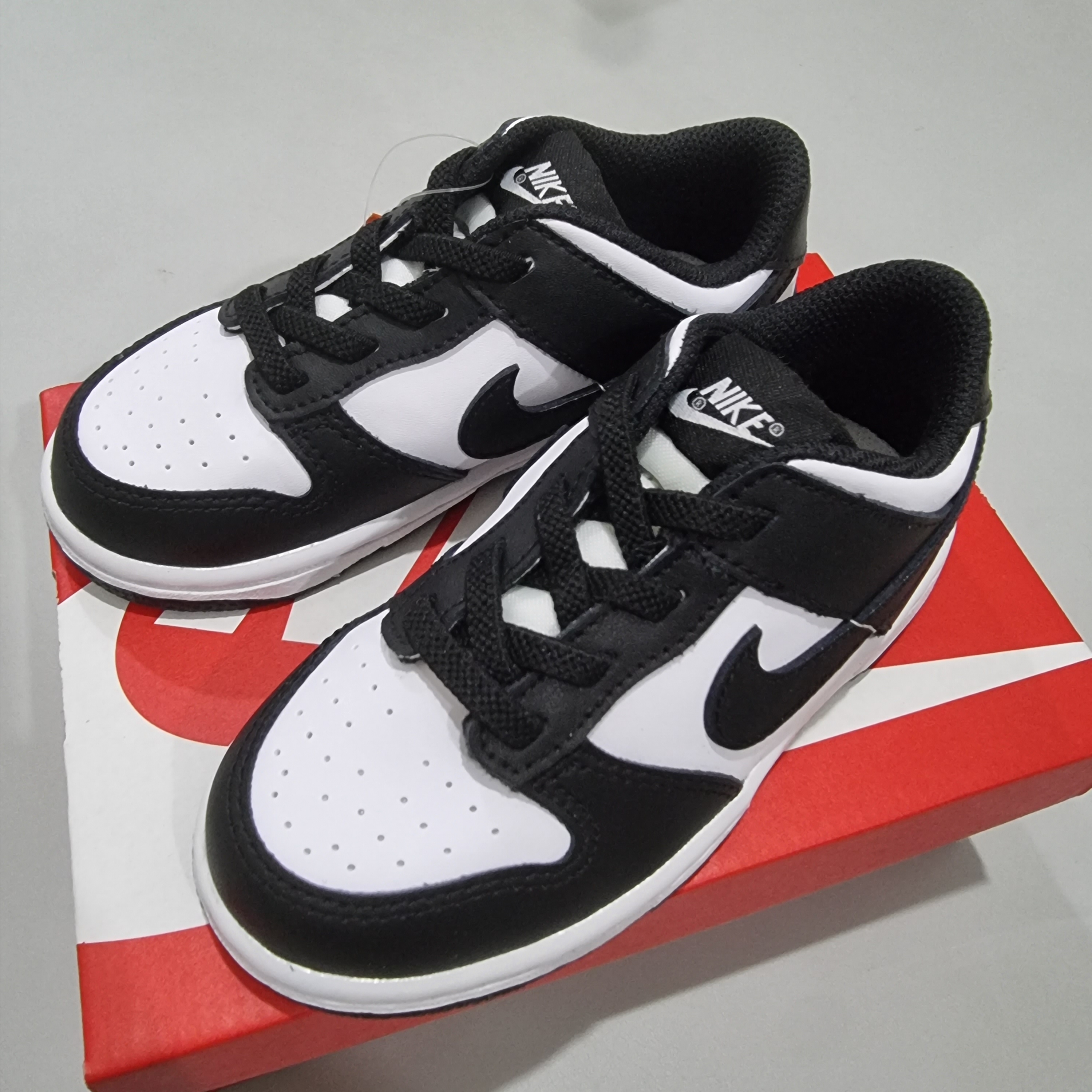 (TD) Nike Dunk Low Black 착용 스타일 - 1